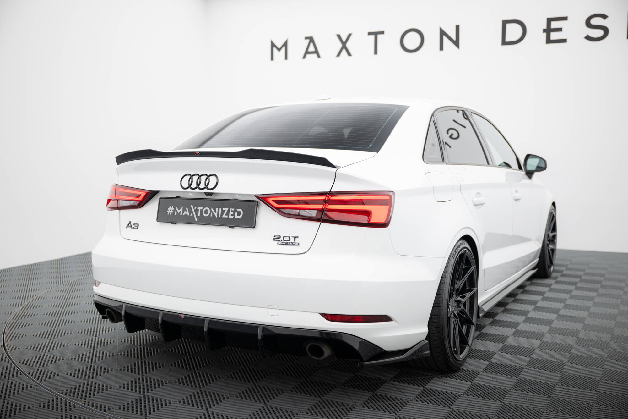 Maxton Design Задние боковые сплиттеры V.2 для Audi A3 Sedan 8V Facelift — изображение 2