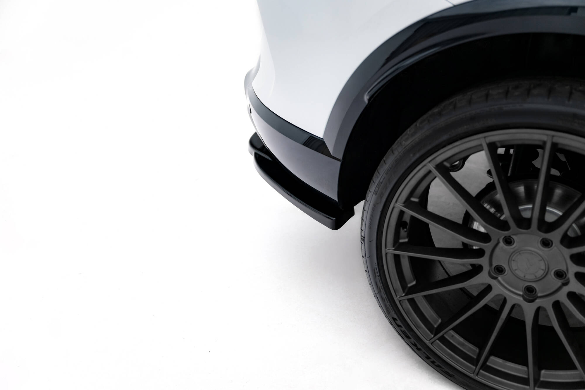 Maxton Design Задние боковые сплиттеры V.2 Cupra Formentor Mk1 рестайлинг — изображение 2