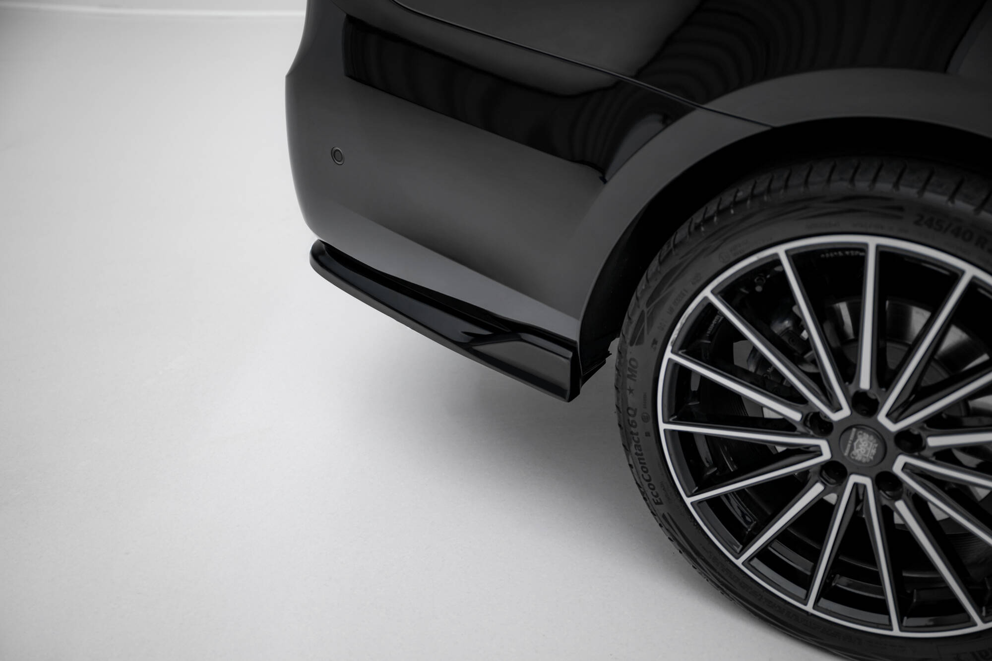 Maxton Design Задние боковые сплиттеры V.3 Mercedes-Benz V-Class AMG-Line W447 Facelift 2 — изображение 2