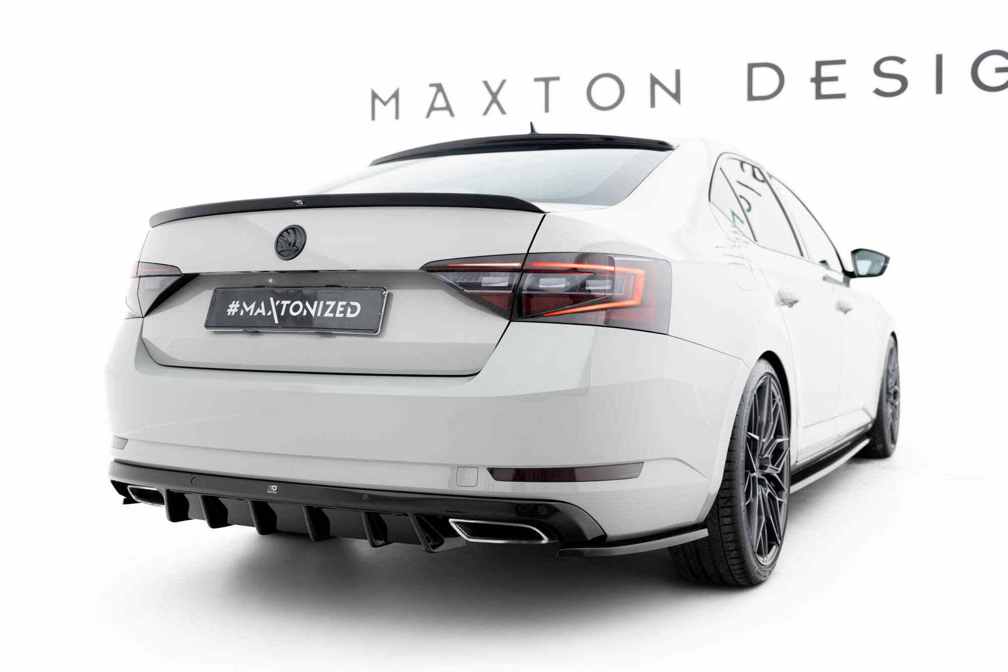 Maxton Design Задние боковые сплиттеры V.3 Skoda Superb Liftback/Combi Mk3 — изображение 2