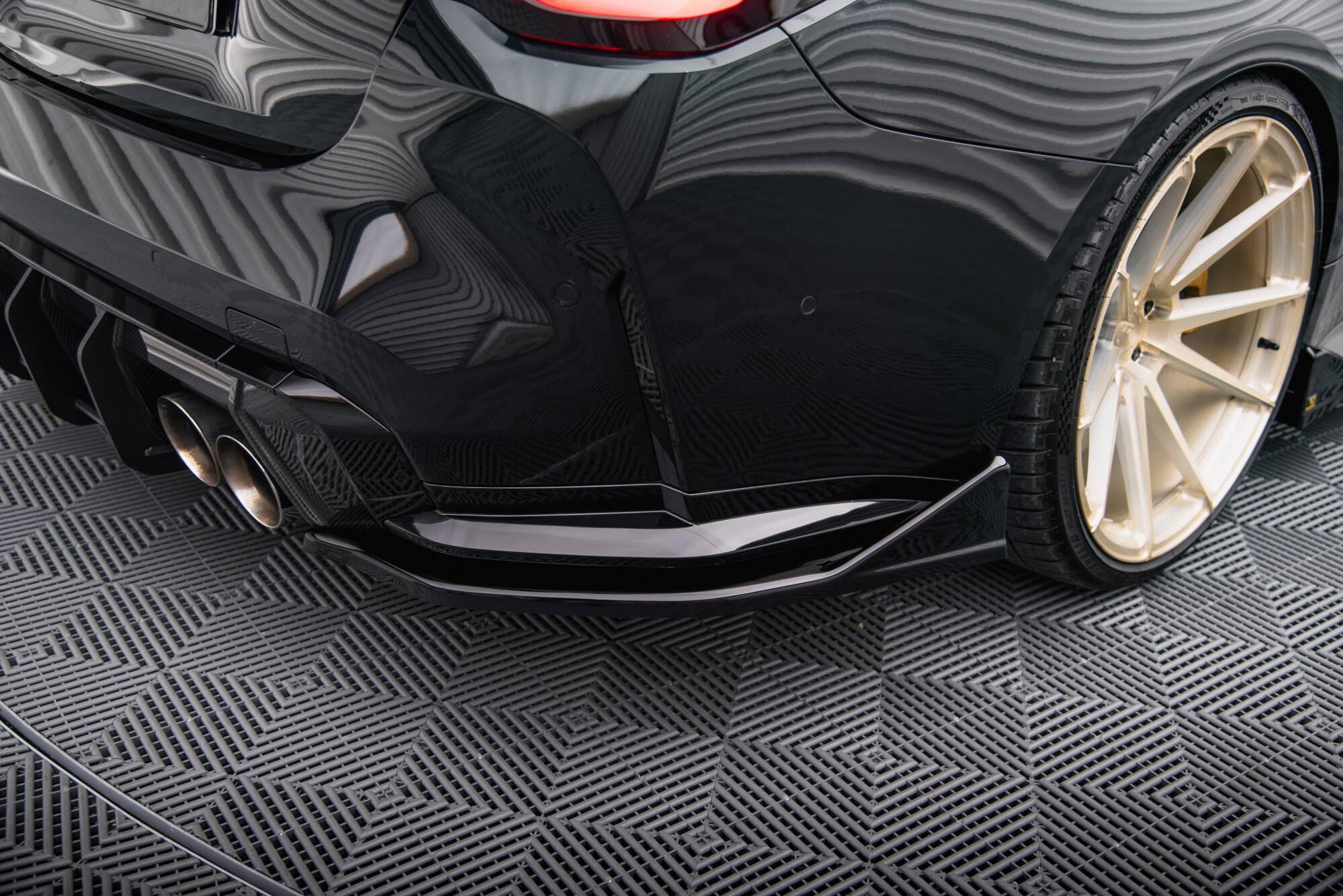 Maxton Design Задние боковые сплиттеры V.4 для BMW M4 G82 / G82 после рестайлинга — изображение 2