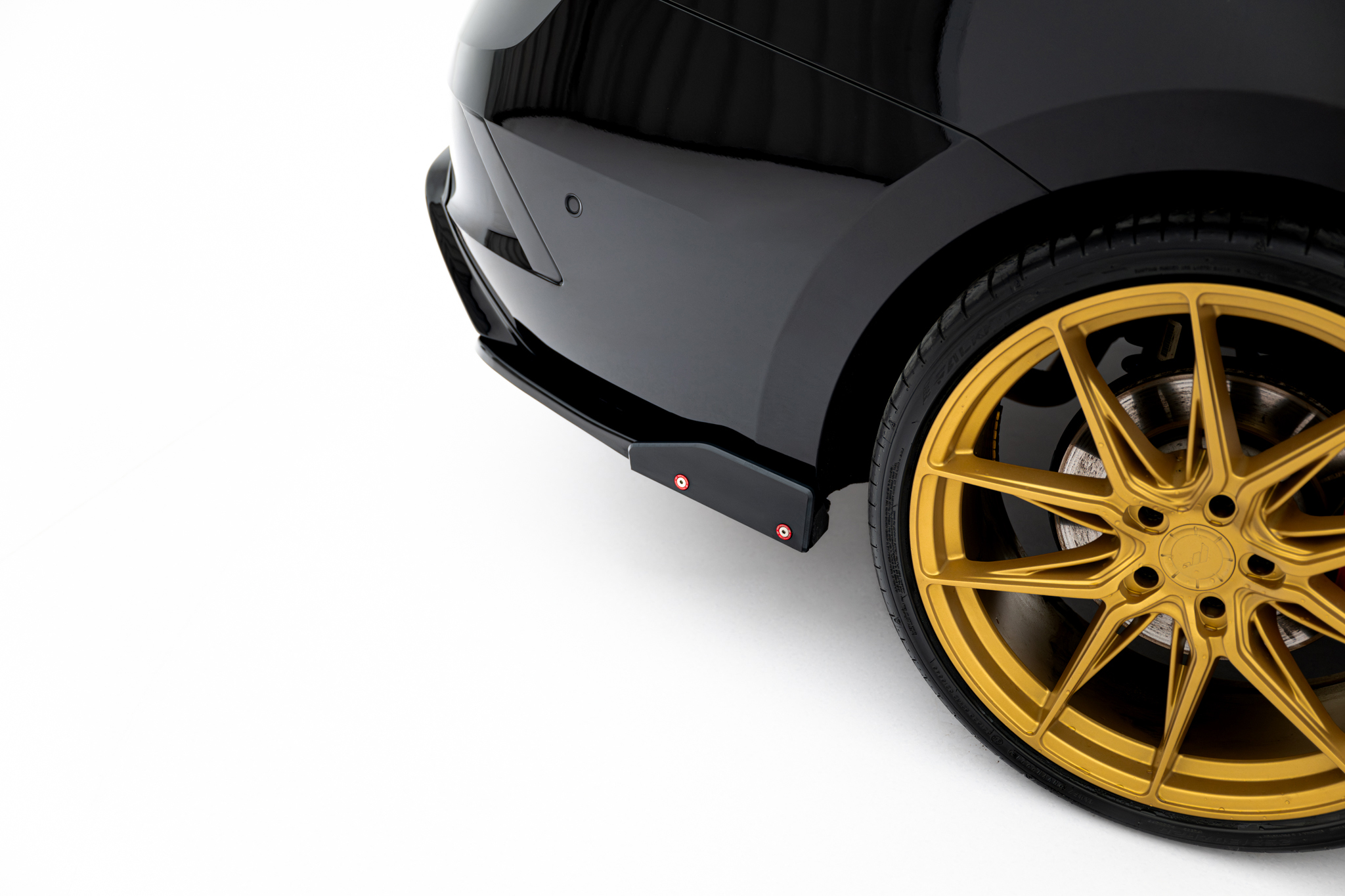 Maxton Design Задние боковые спойлеры V.4 + закрылки Skoda Octavia RS Combi / Liftback Mk4 / Mk4 Facelift — изображение 2