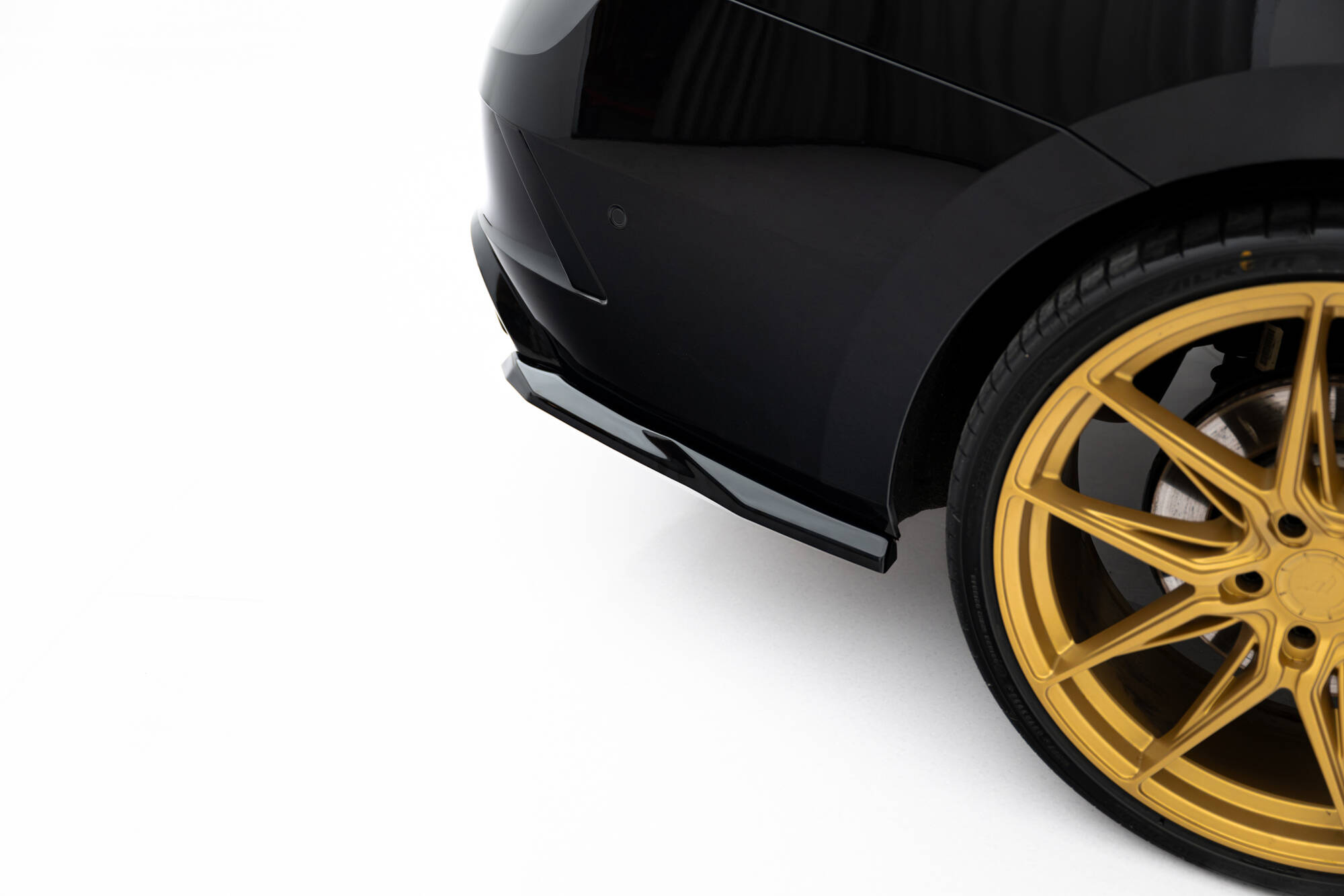 Maxton Design Задние боковые сплиттеры V.5 Skoda Octavia RS Liftback / Combi Mk4 / Mk4 Facelift — изображение 3