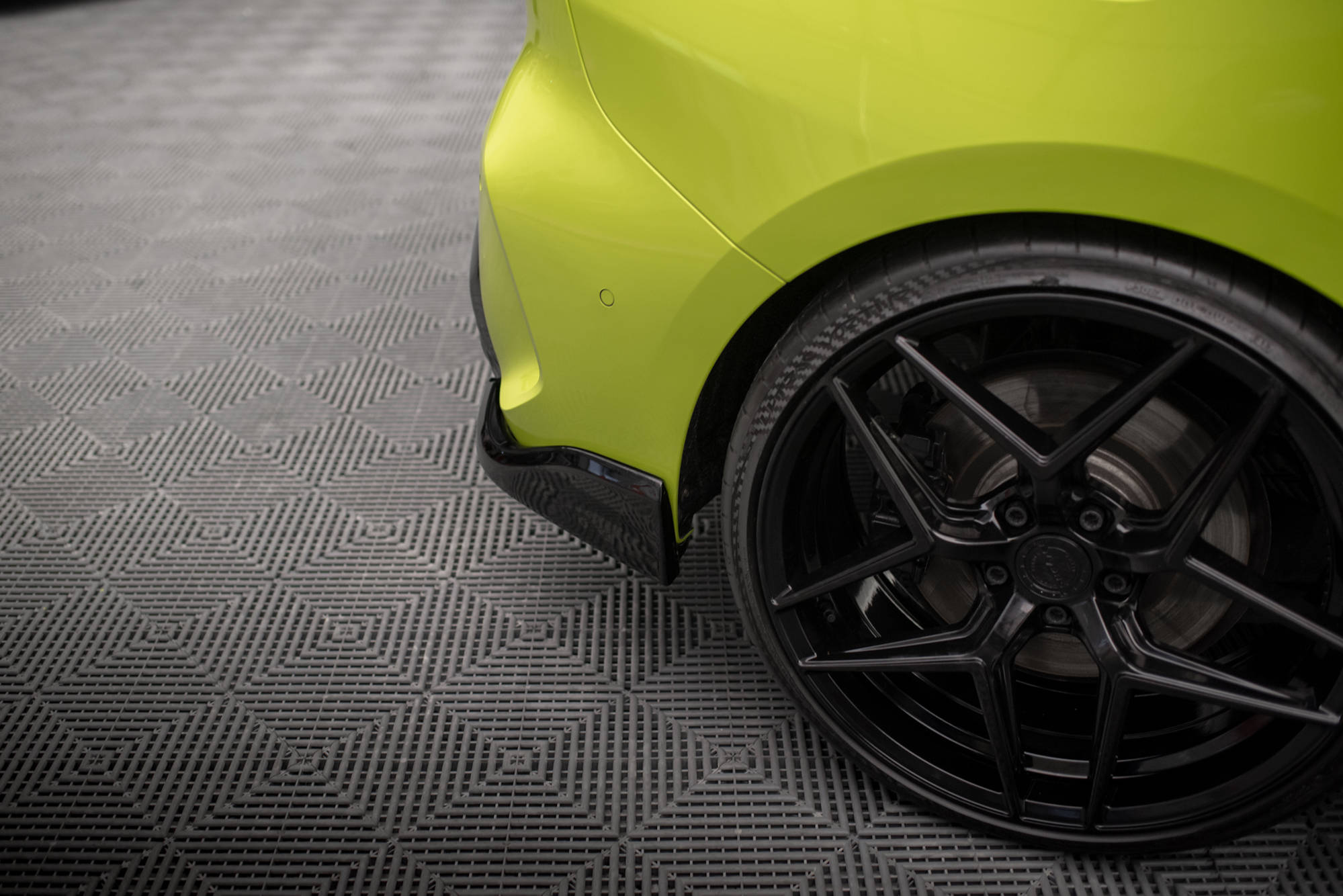 Maxton Design Задние боковые сплиттеры V.6 (для задней накладки v.3) для BMW 1 M-Pack / M135i / 128ti F40 — изображение 3