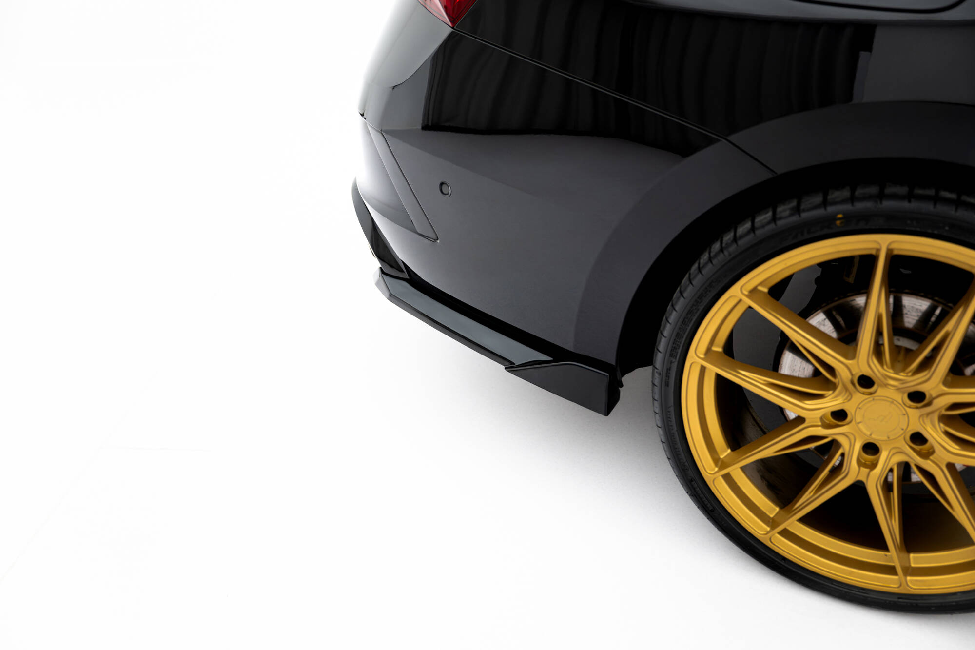 Maxton Design Задние боковые сплиттеры V.6 Skoda Octavia RS Liftback / Combi Mk4 / Mk4 Facelift — изображение 3