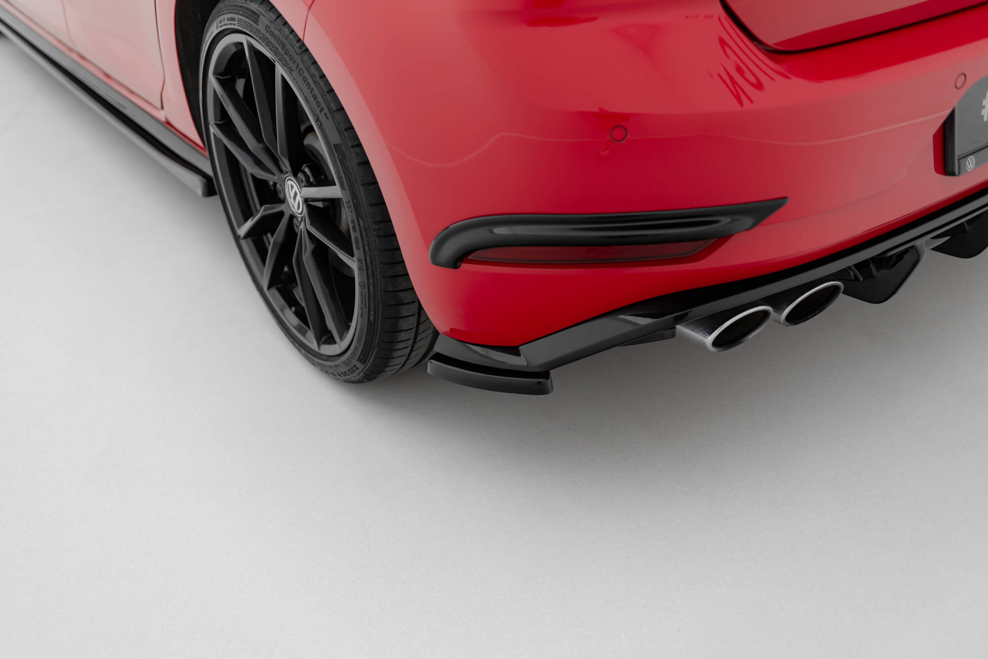 Maxton Design Задние боковые сплиттеры Volkswagen Golf Hatchback R / R-Line Mk7 Facelift — изображение 8