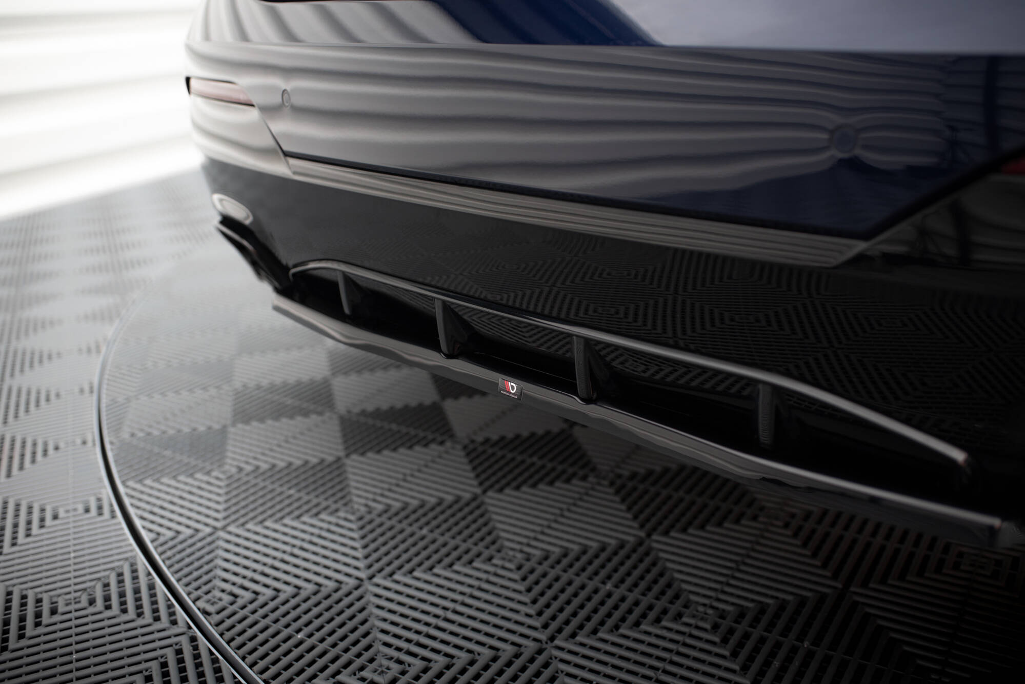 Maxton Design Задний сплиттер для BMW 4 M440i G22 / G23 / G22 Facelift / G23 Facelift — изображение 4