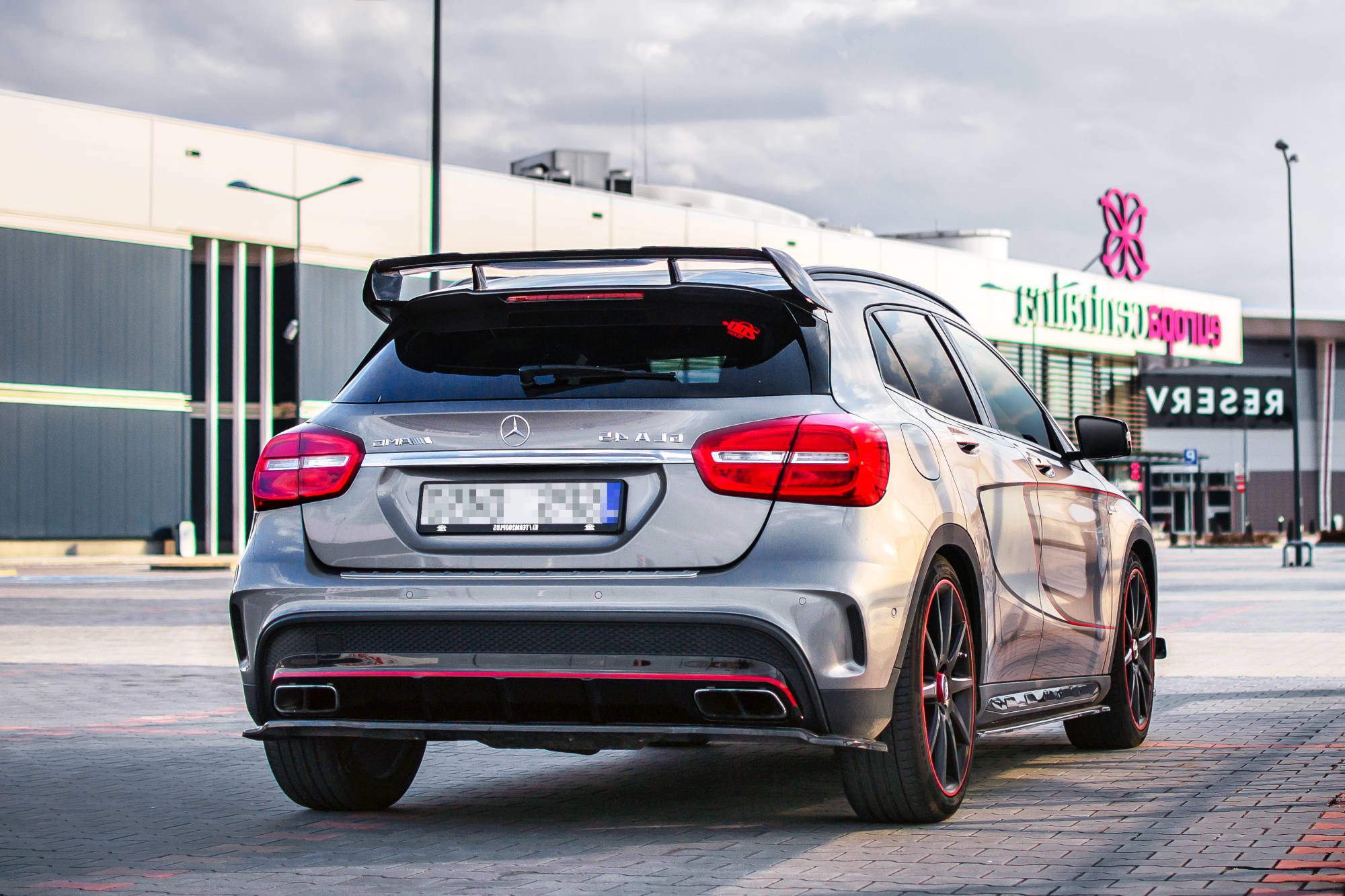 Maxton Design Задний сплиттер для Mercedes-Benz GLA 45 AMG — изображение 2