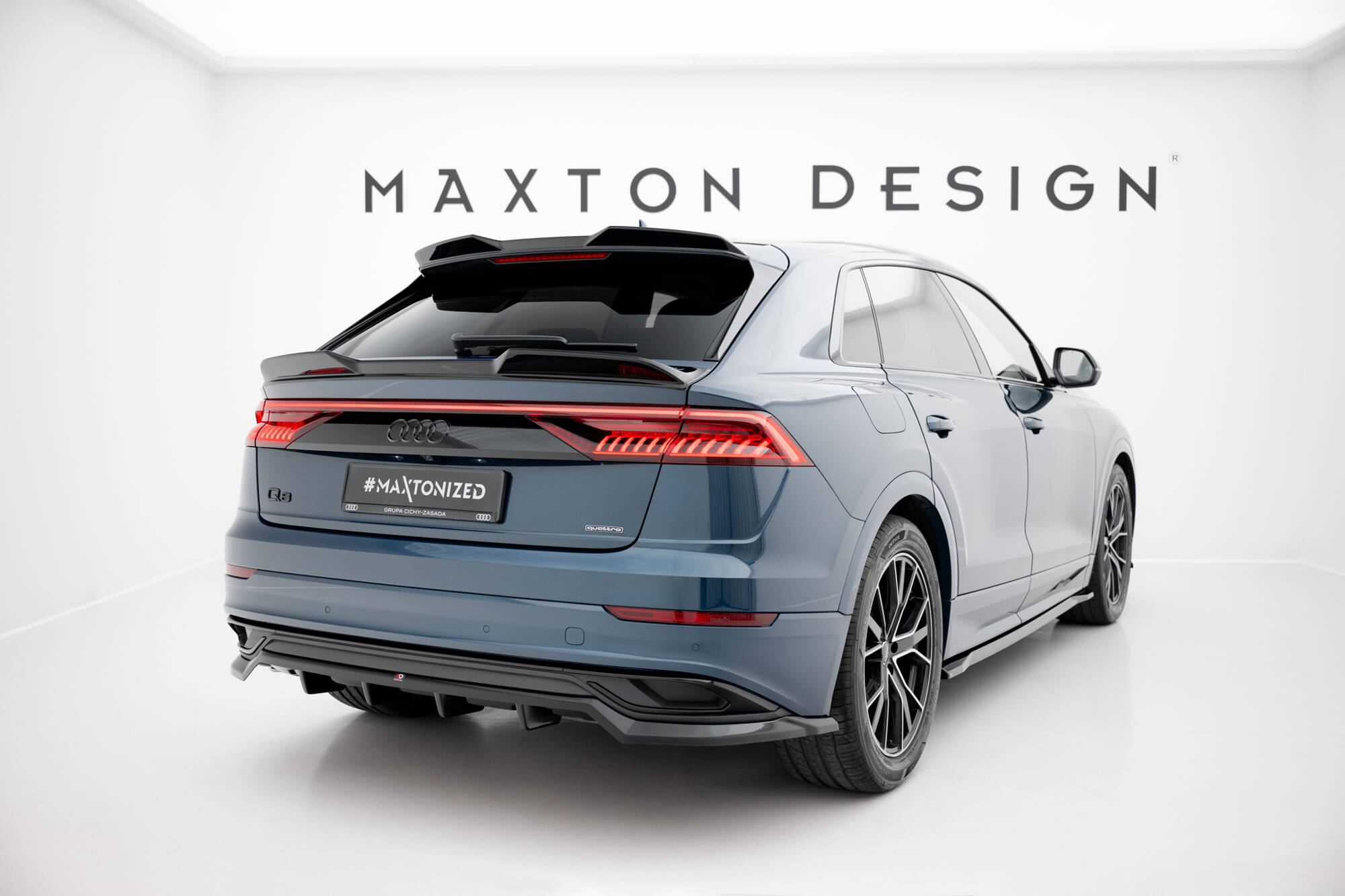 Maxton Design Задний сплиттер (с вертикальными планками) Audi Q8 Mk1