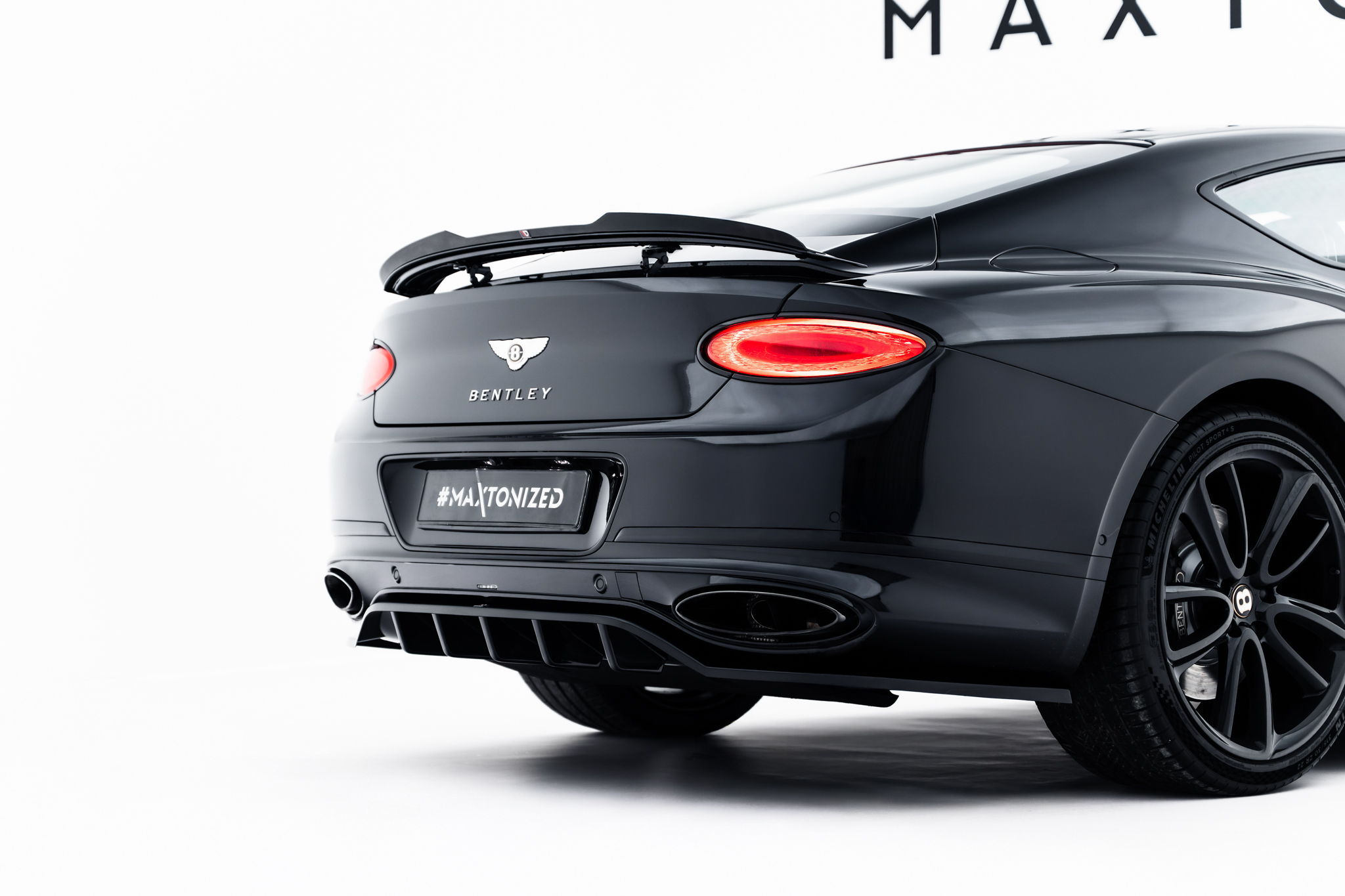 Maxton Design Задний сплиттер (с вертикальными планками) Bentley Continental GT Coupe Mk3