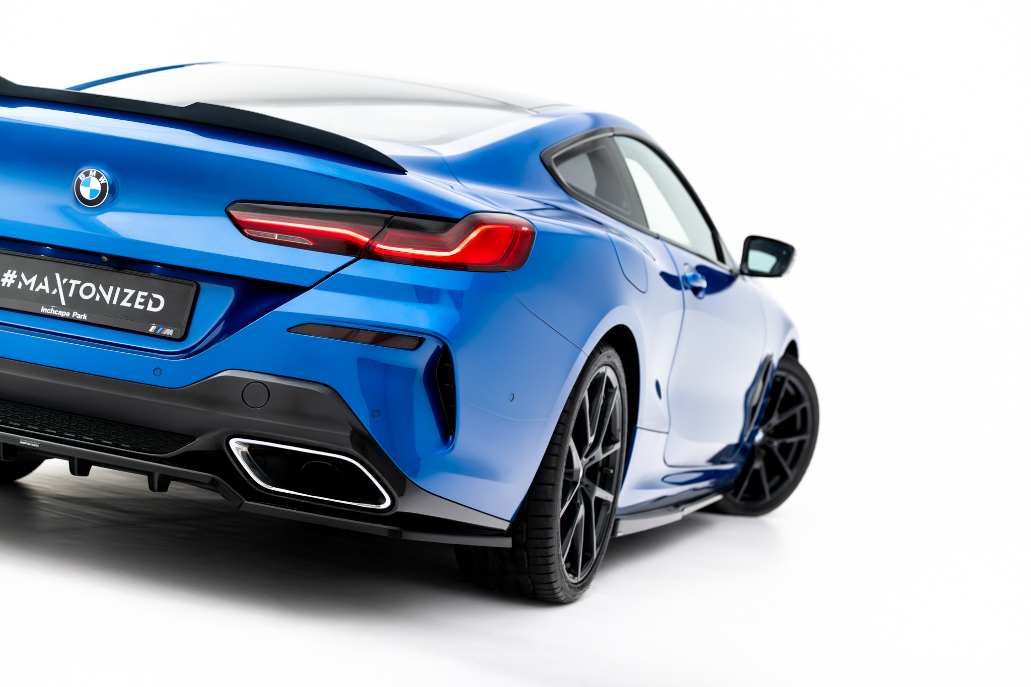 Maxton Design Задний сплиттер (с вертикальными планками) BMW 8 Coupe M-Pack G15 — изображение 4