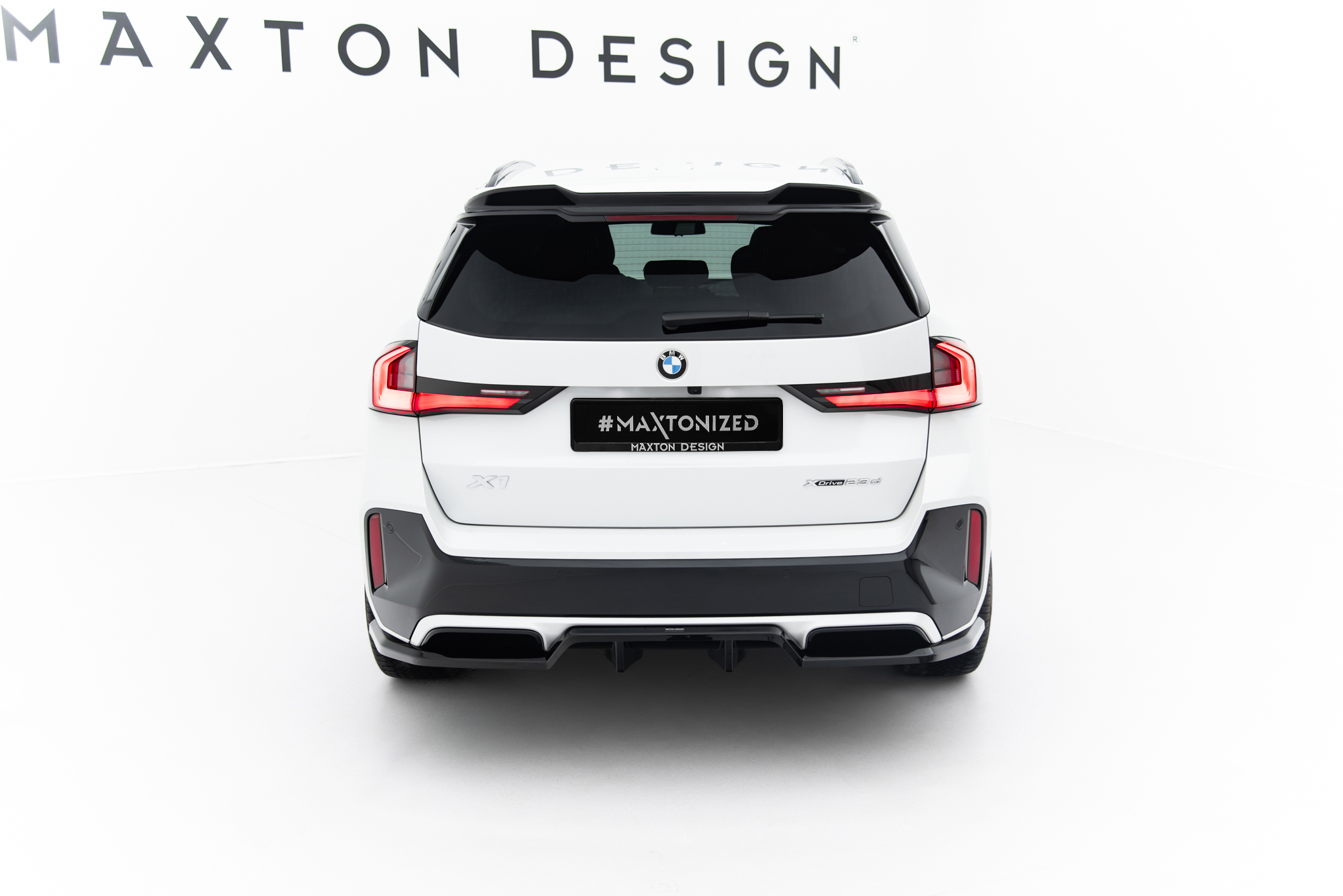 Maxton Design Задний сплиттер (с вертикальными планками) BMW X1 M-Pack U11 — изображение 5