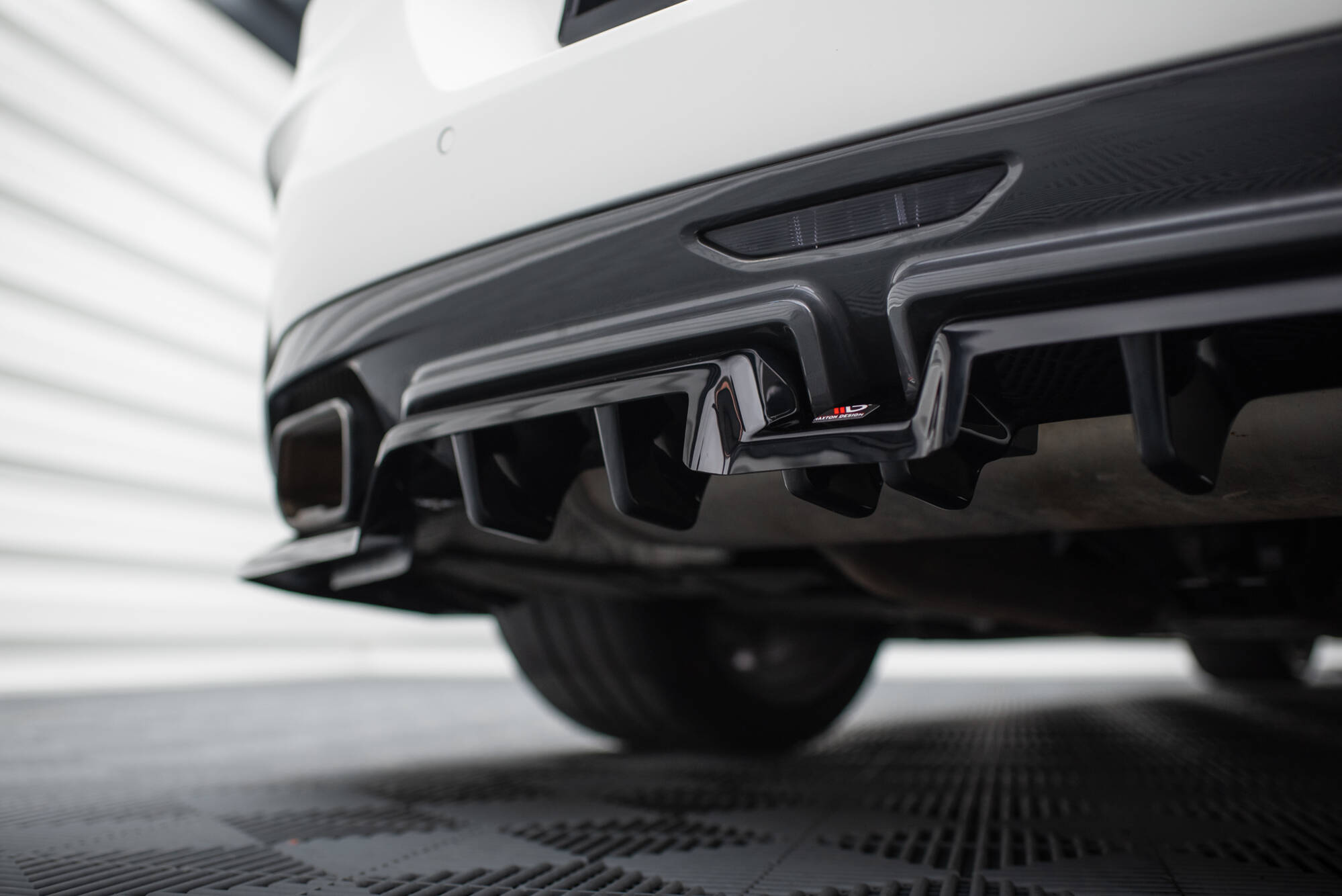 Maxton Design Задний сплиттер (с вертикальными планками) BMW Z4 M40i G29 — изображение 2