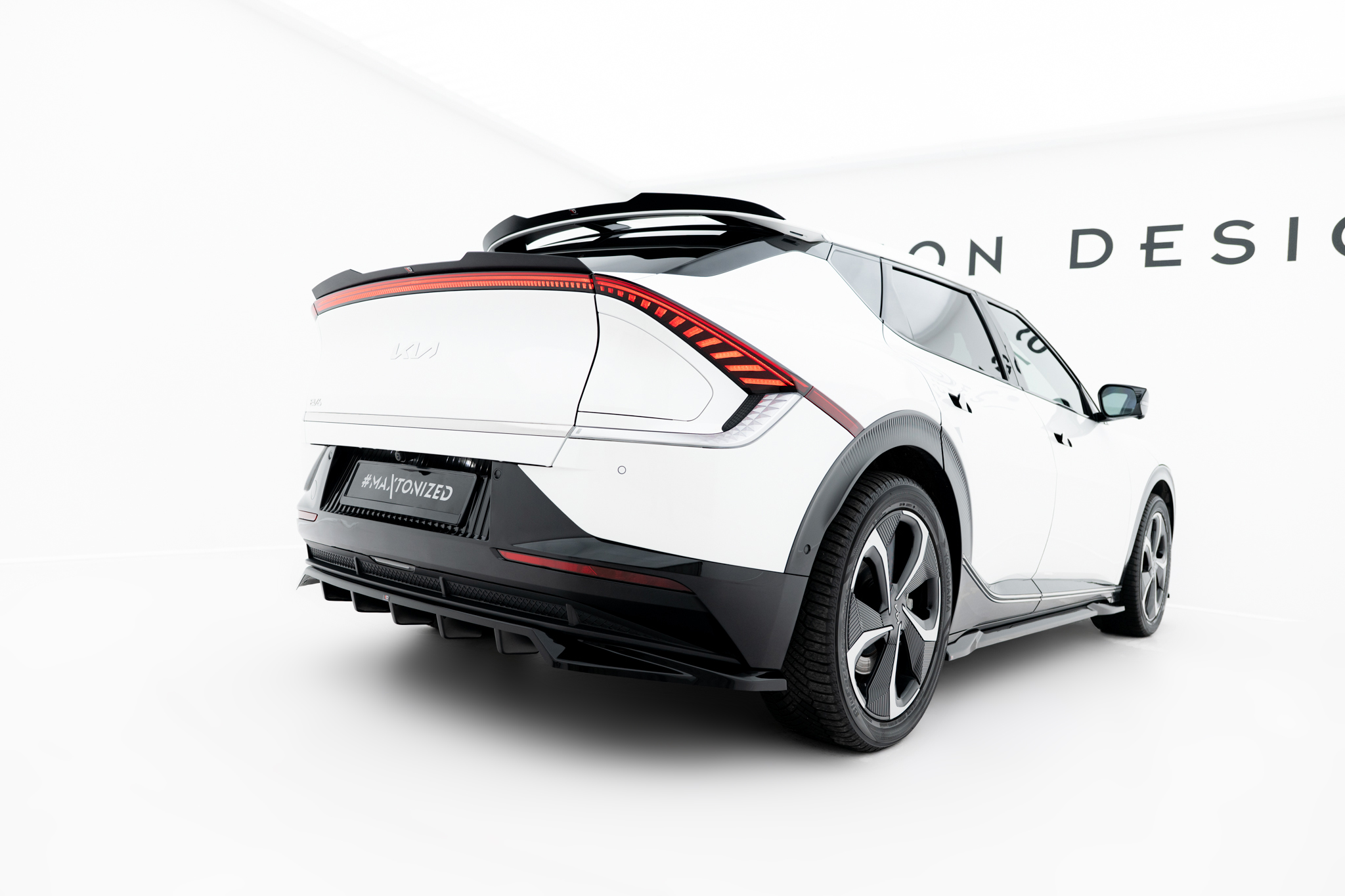 Maxton Design Задний сплиттер (с вертикальными планками) Kia EV6 Mk1