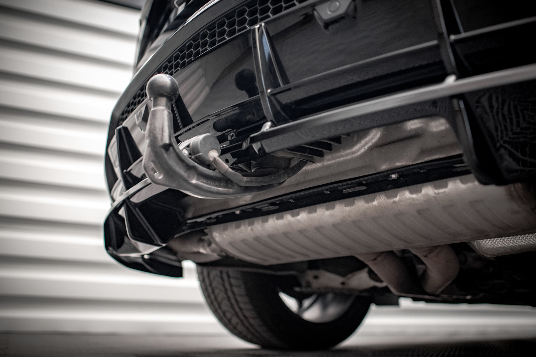 Maxton Design Задний сплиттер (с вертикальными планками) Lamborghini Urus Mk1 — изображение 2