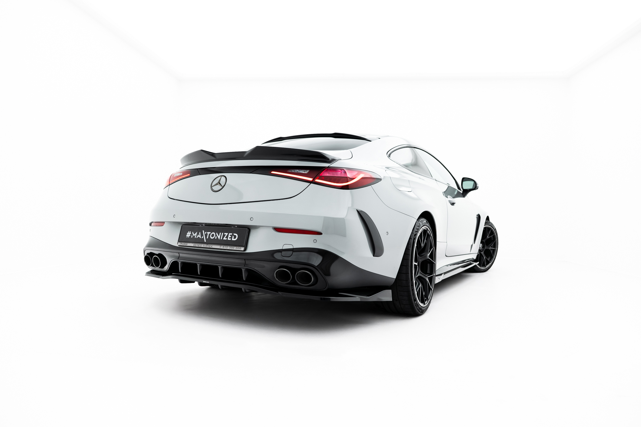 Maxton Design Задний сплиттер (с вертикальными планками) Mercedes-AMG CLE 53 Aero C236