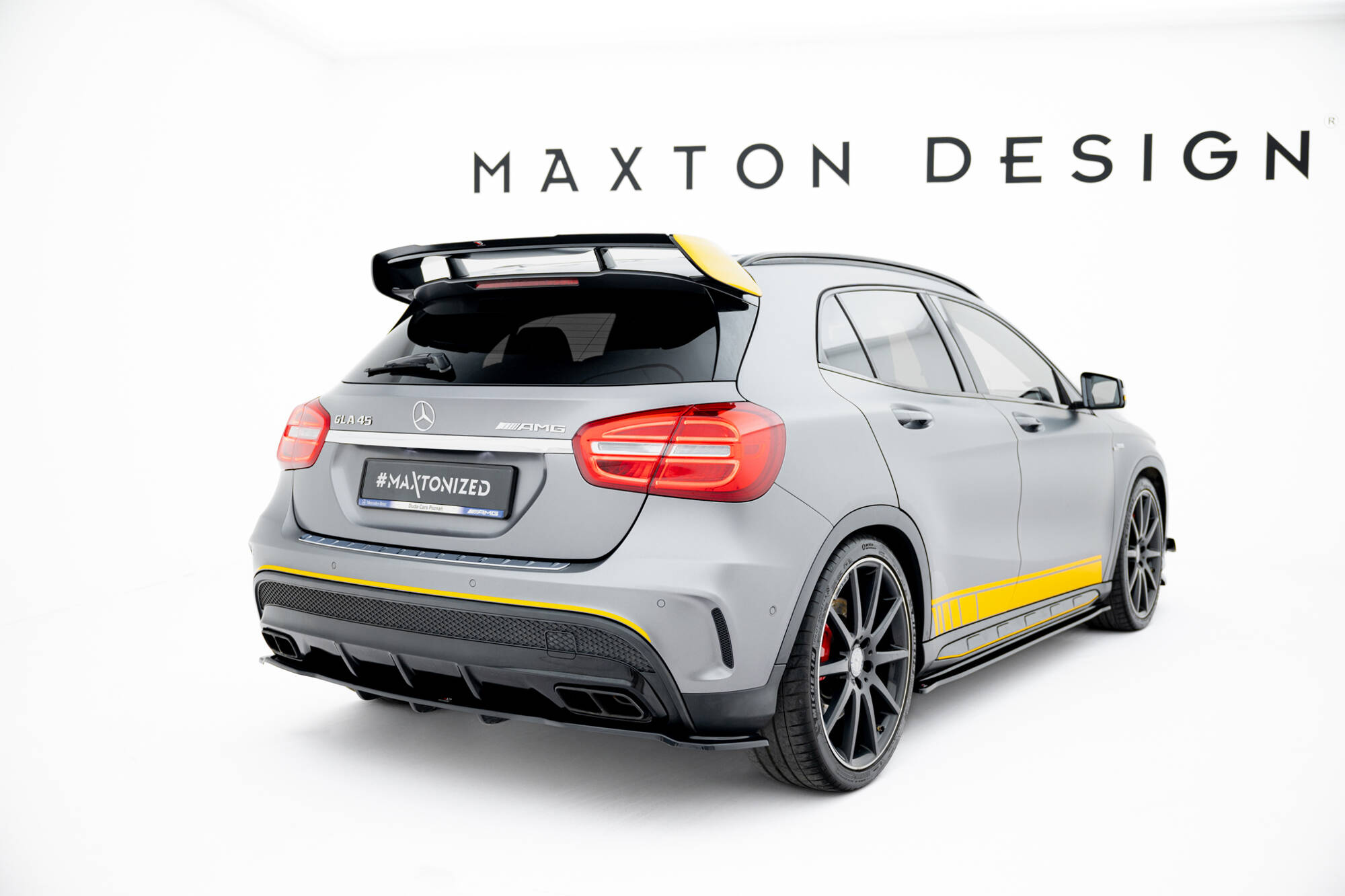 Maxton Design Задний сплиттер (с вертикальными планками) V.1 Mercedes-Benz GLA 45 AMG — изображение 2