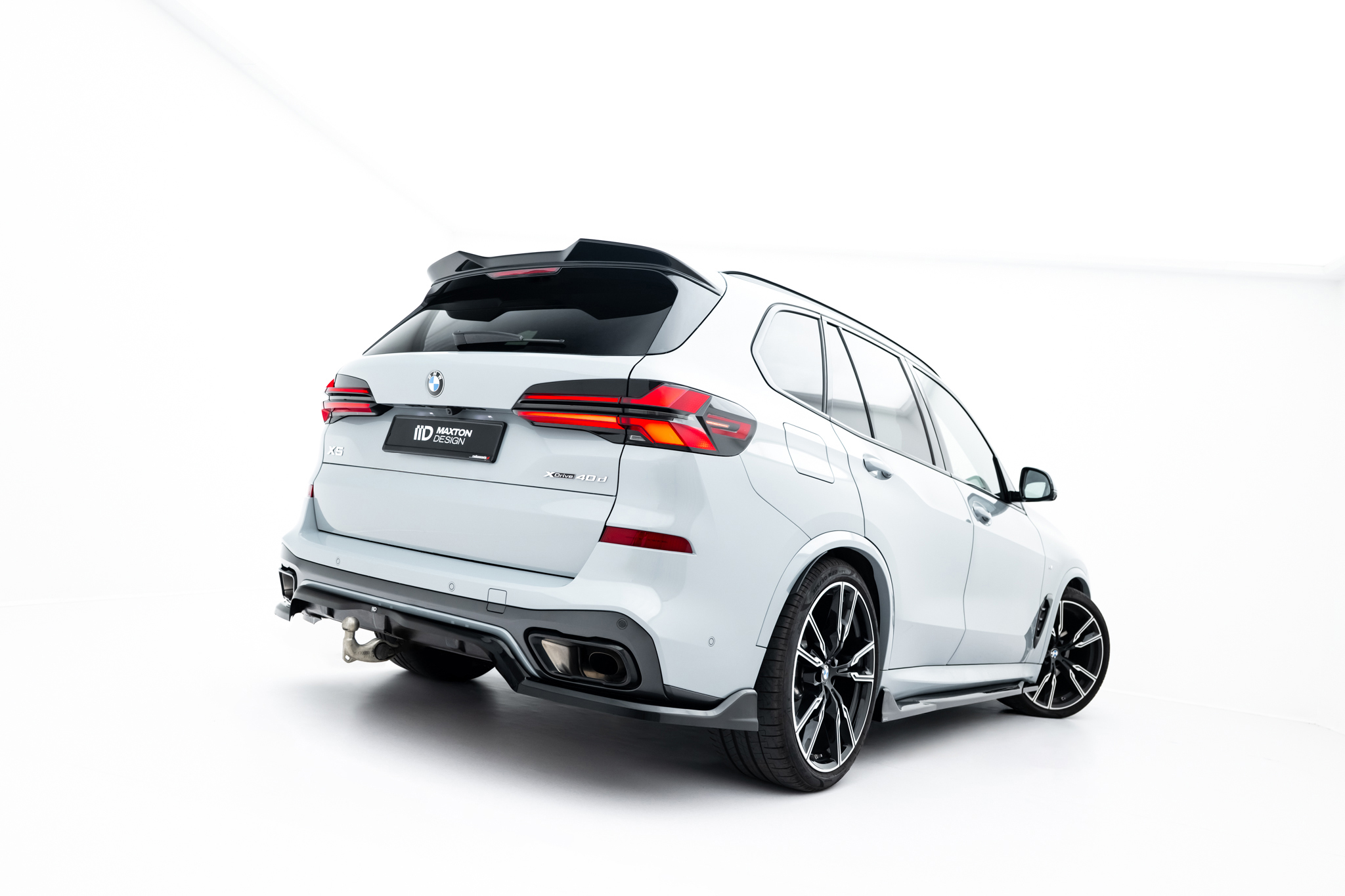 Maxton Design Задний сплиттер (с вертикальными планками) V.2 BMW X5 M-Pack G05 Facelift — изображение 2