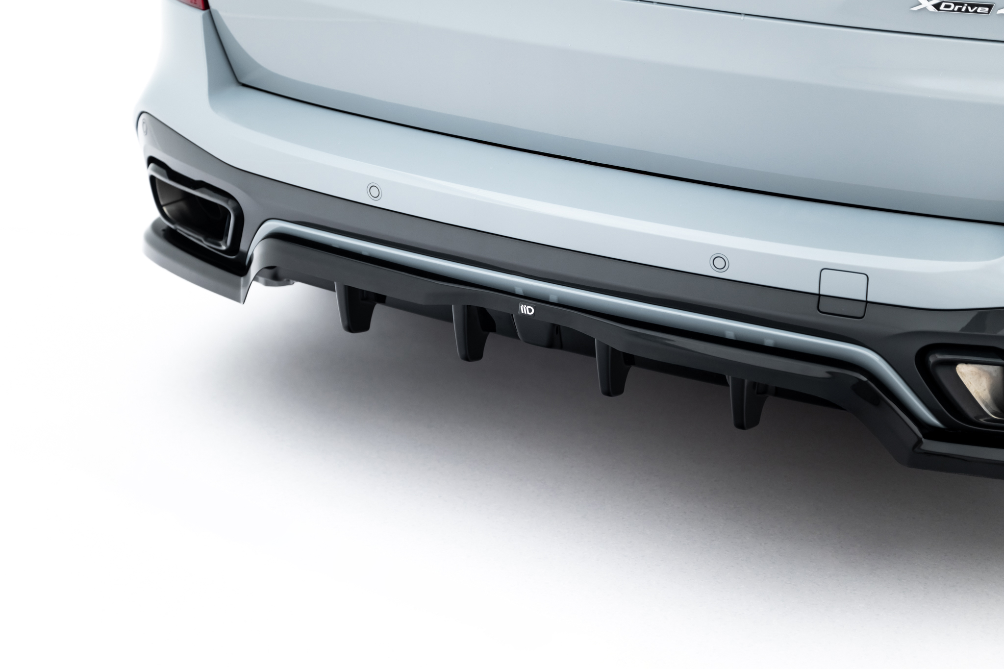 Maxton Design Задний сплиттер (с вертикальными планками) V.2 BMW X5 M-Pack G05 Facelift — изображение 5