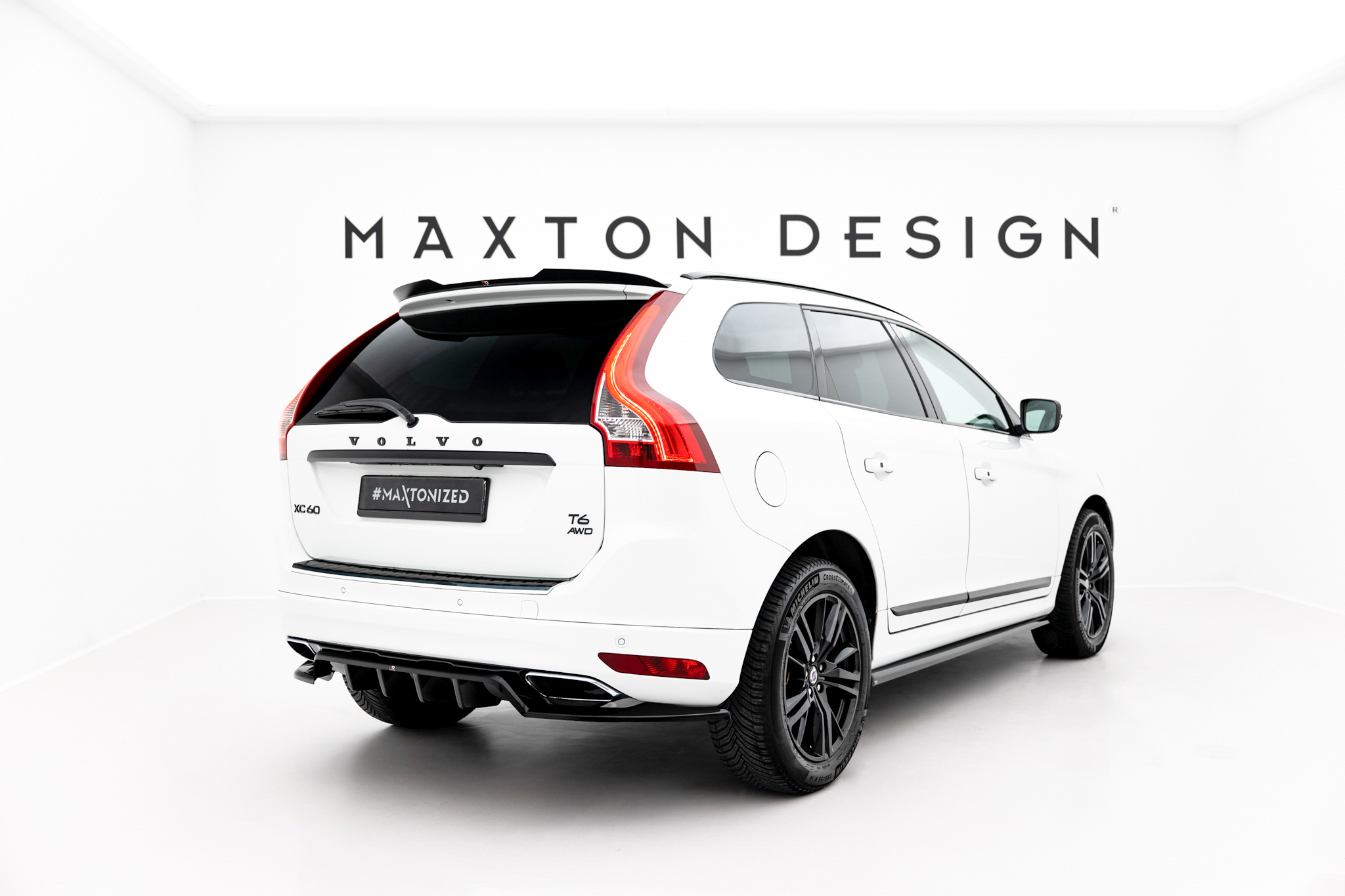 Maxton Design Задний сплиттер (с вертикальными планками) Volvo XC60 Mk1 Facelift