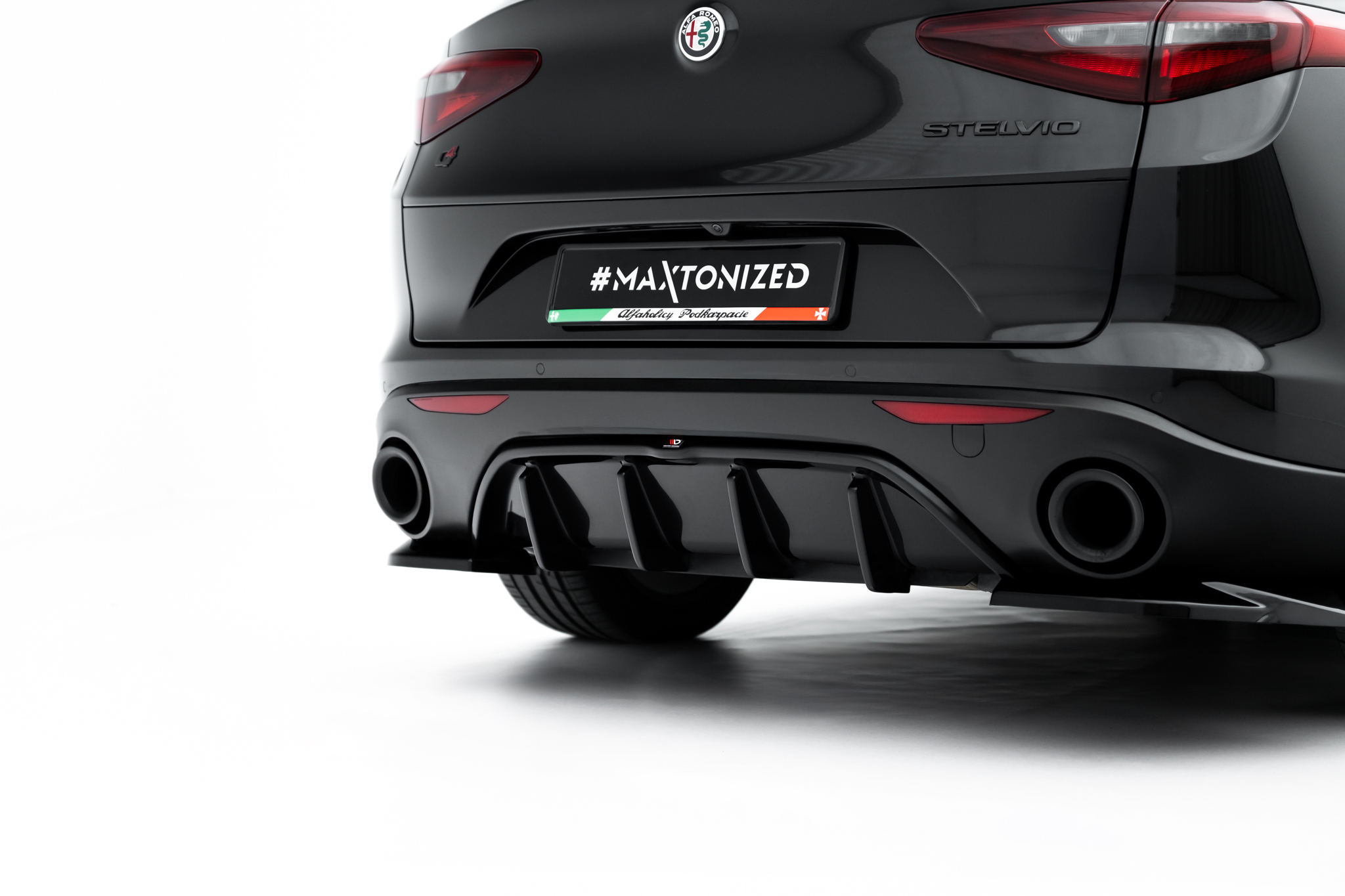 Maxton Design Задний бампер Alfa Romeo Stelvio Mk1 — изображение 4