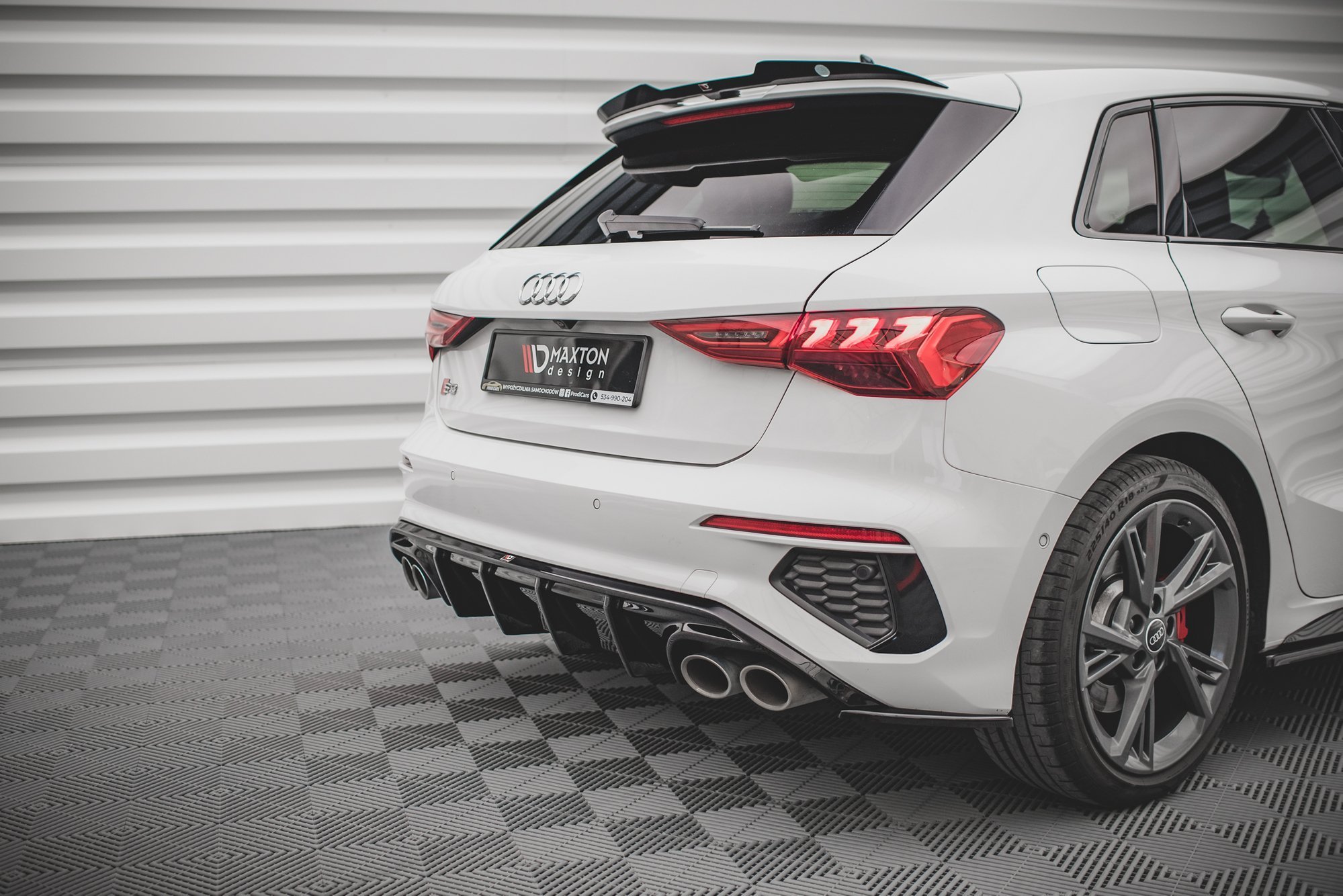 Maxton Design Задний бампер Audi S3 Sportback 8Y — изображение 3