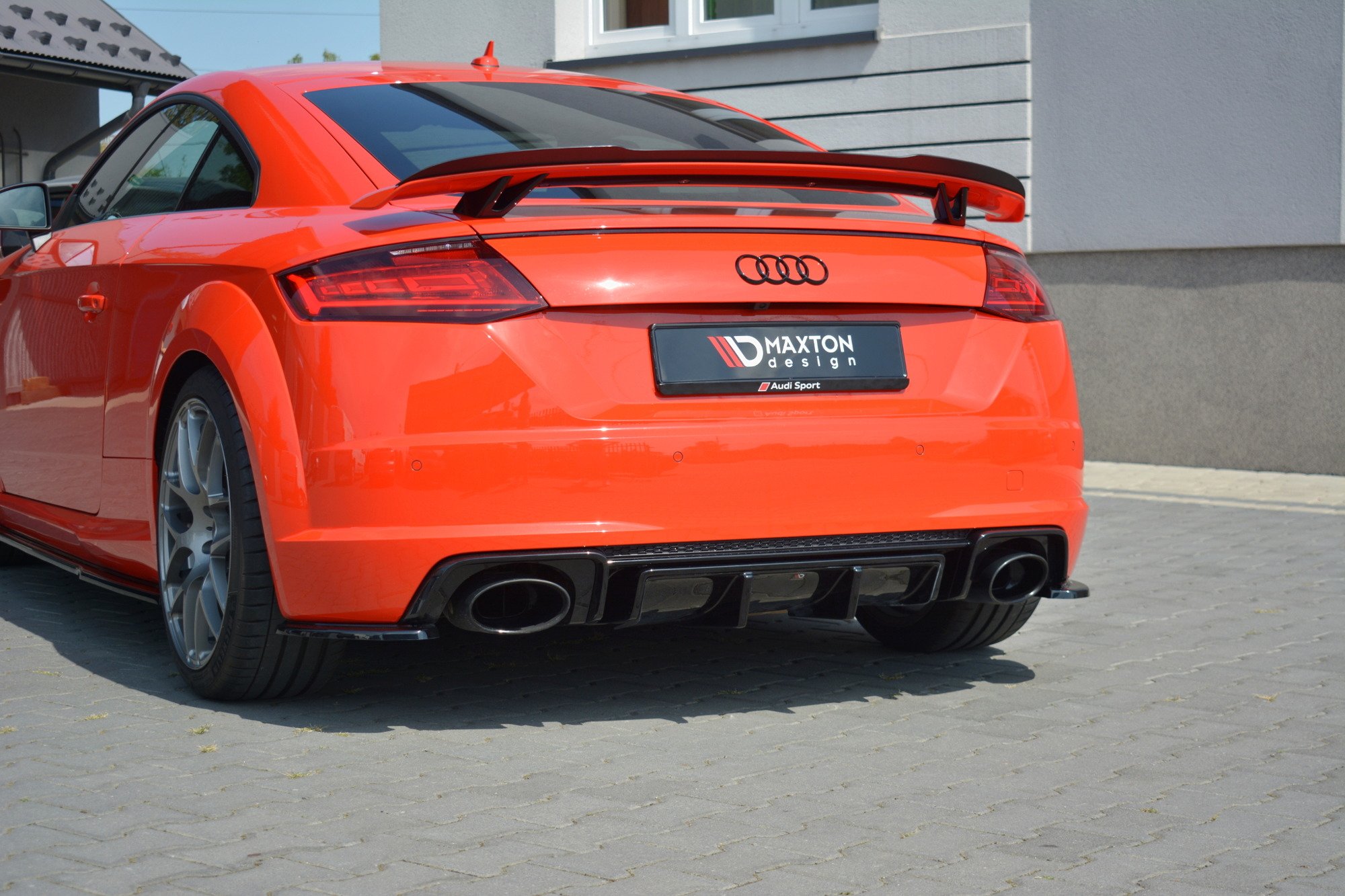 Maxton Design Задний бампер Audi TT RS 8S — изображение 3