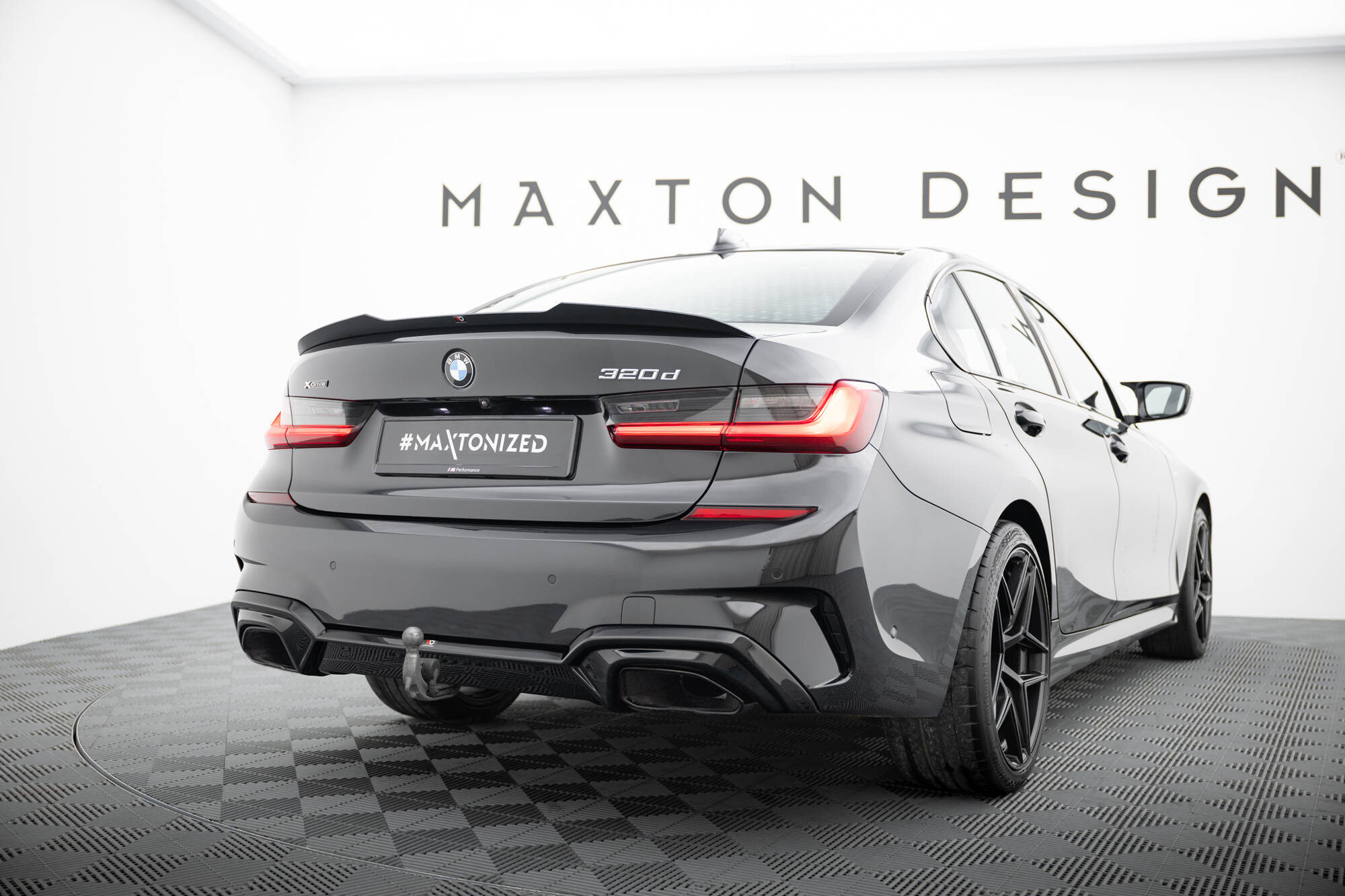 Maxton Design Задний бампер для BMW M340i G20 / G21 (подходит для автомобилей с фаркопом) — изображение 2