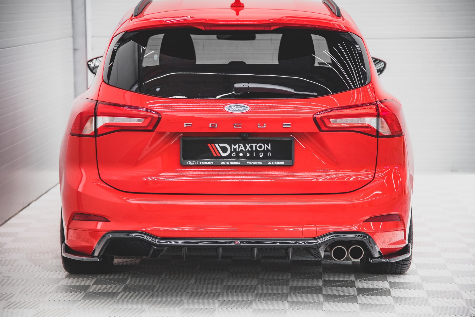 Maxton Design Задний бампер Ford Focus ST-Line Estate Mk4