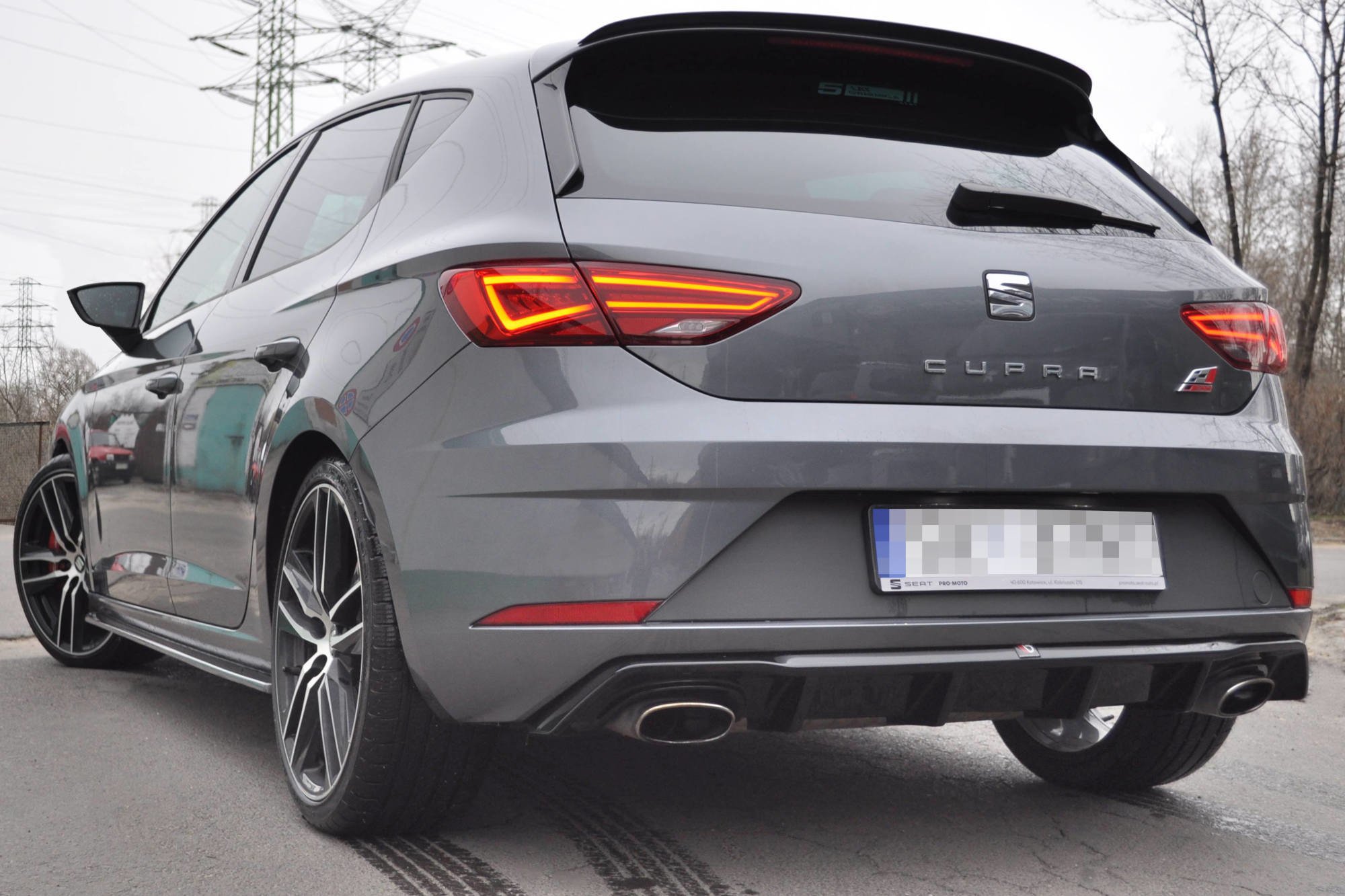 Maxton Design Задний бампер V.1 Seat Leon Cupra Mk3 FL Hatchback — изображение 3