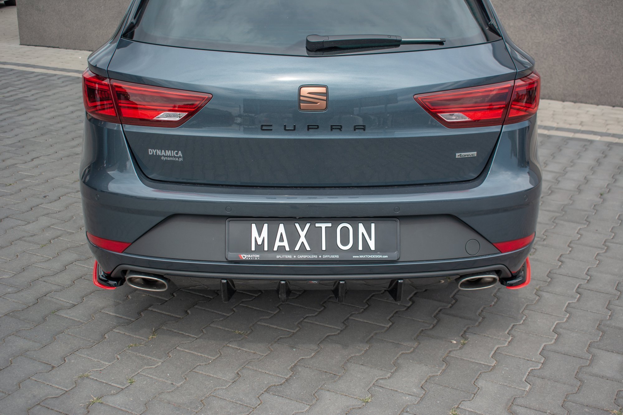 Maxton Design Задний бампер V.1 Seat Leon Cupra Mk3 FL Sportstourer