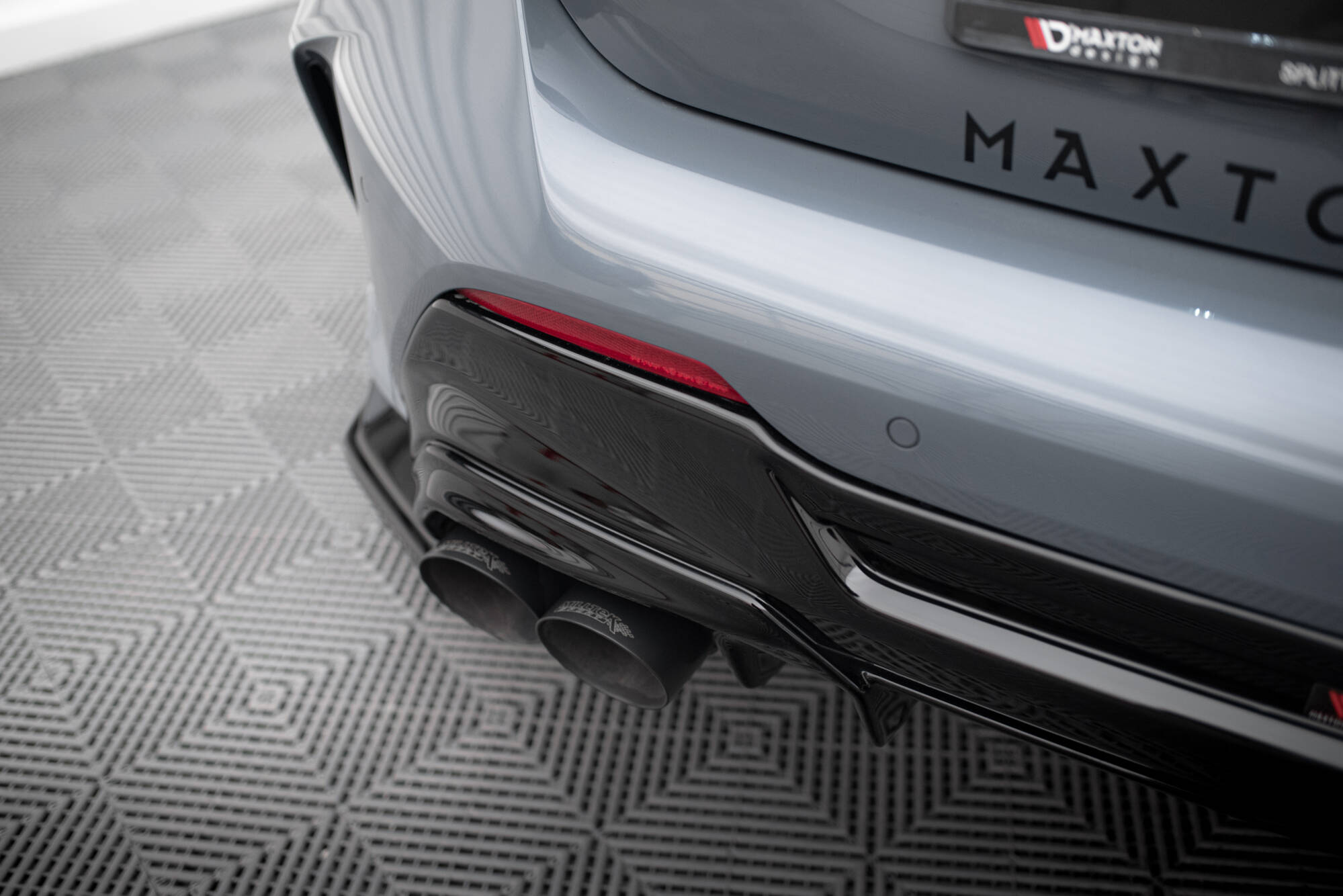 Maxton Design Задний диффузор V.2 для BMW 1 M-Pack/ M135i / 128ti F40 — изображение 6