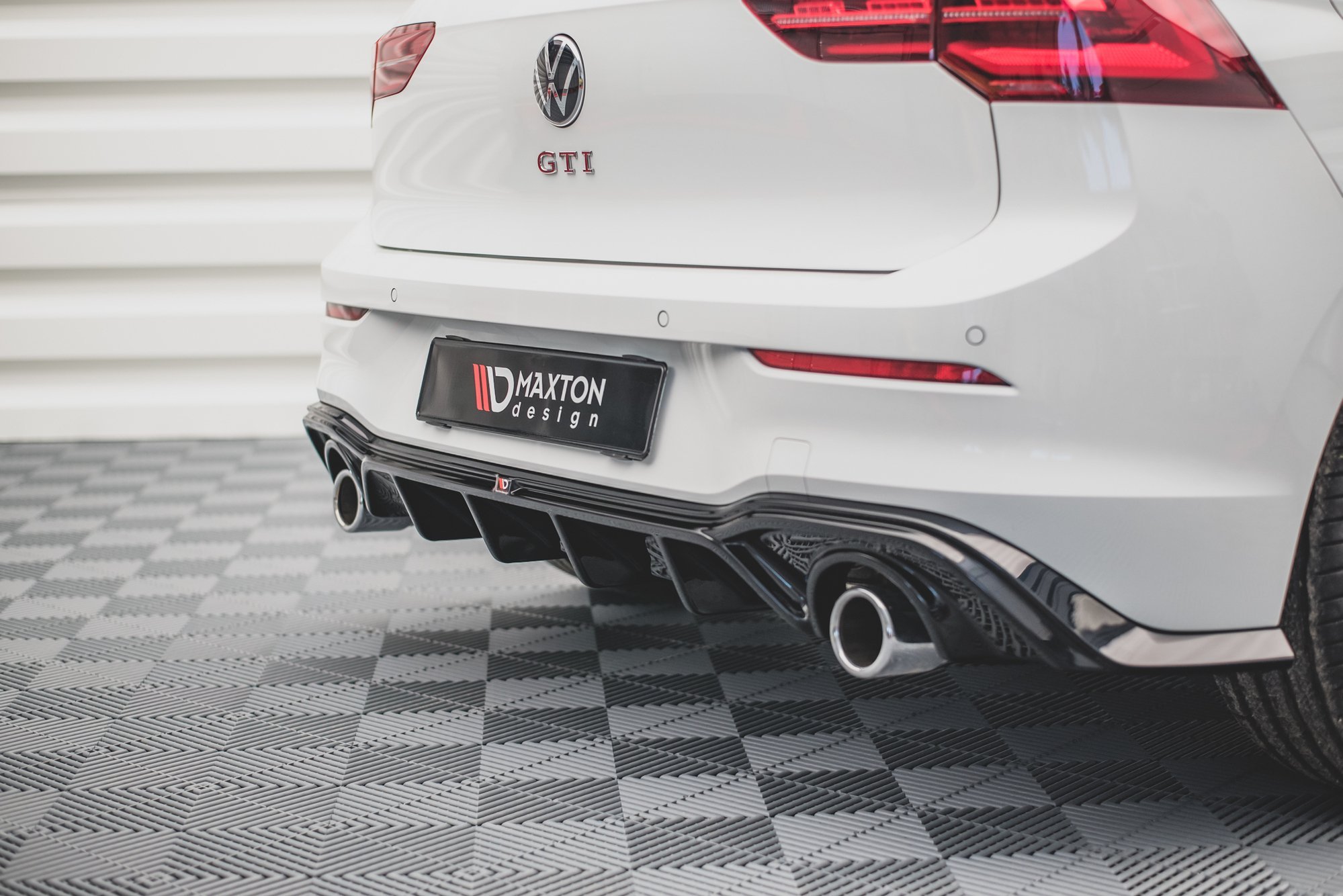 Maxton Design Задний бампер V.2 Volkswagen Golf GTI Mk8 — изображение 7