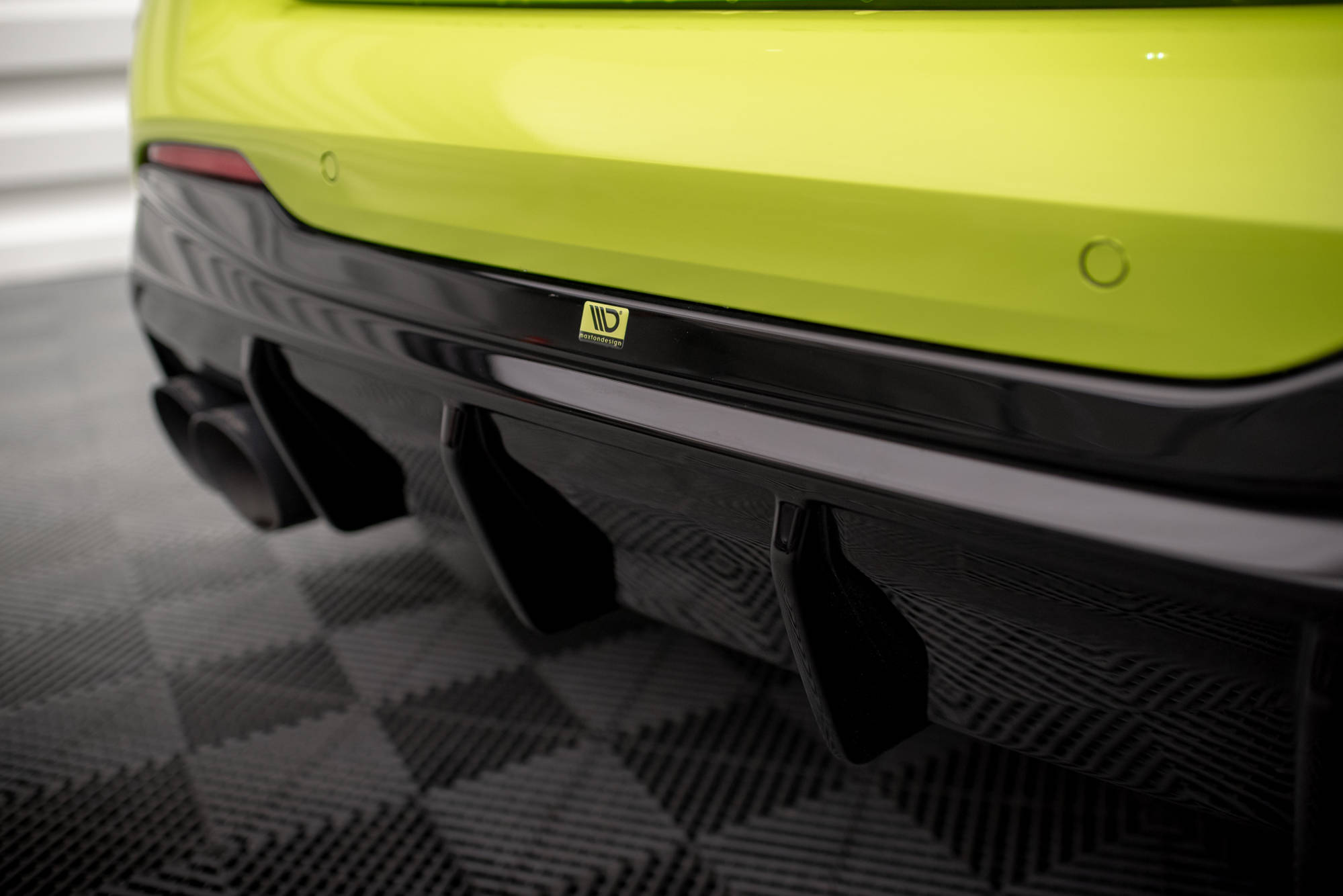 Maxton Design Задний диффузор V.3 для BMW 1 F40 M-Pack/ M135i / 128ti (версия с двойным выхлопом) — изображение 3