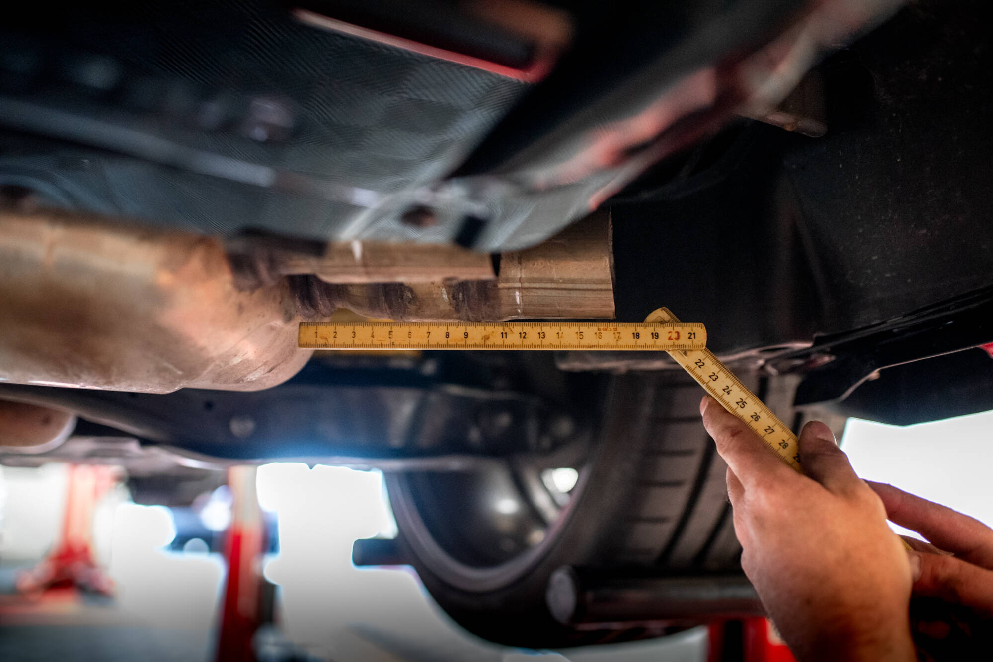 Maxton Design Задний диффузор V.3 + насадки на выхлопные трубы Cupra Formentor VZ Mk1 / Mk1 Facelift — изображение 12