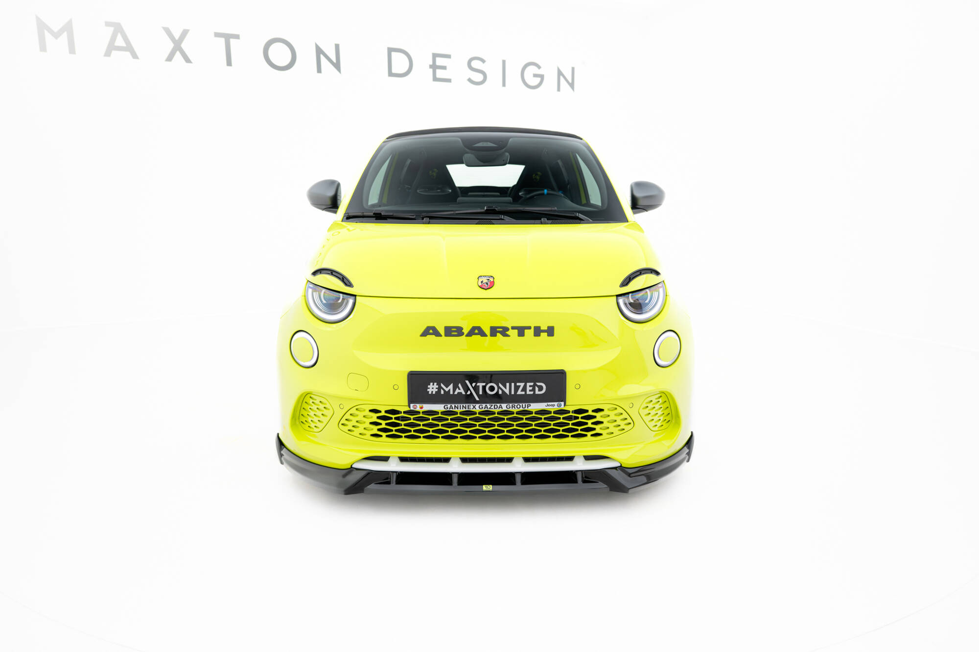 Maxton Design Комплект сплиттеров для Abarth 500e — изображение 2