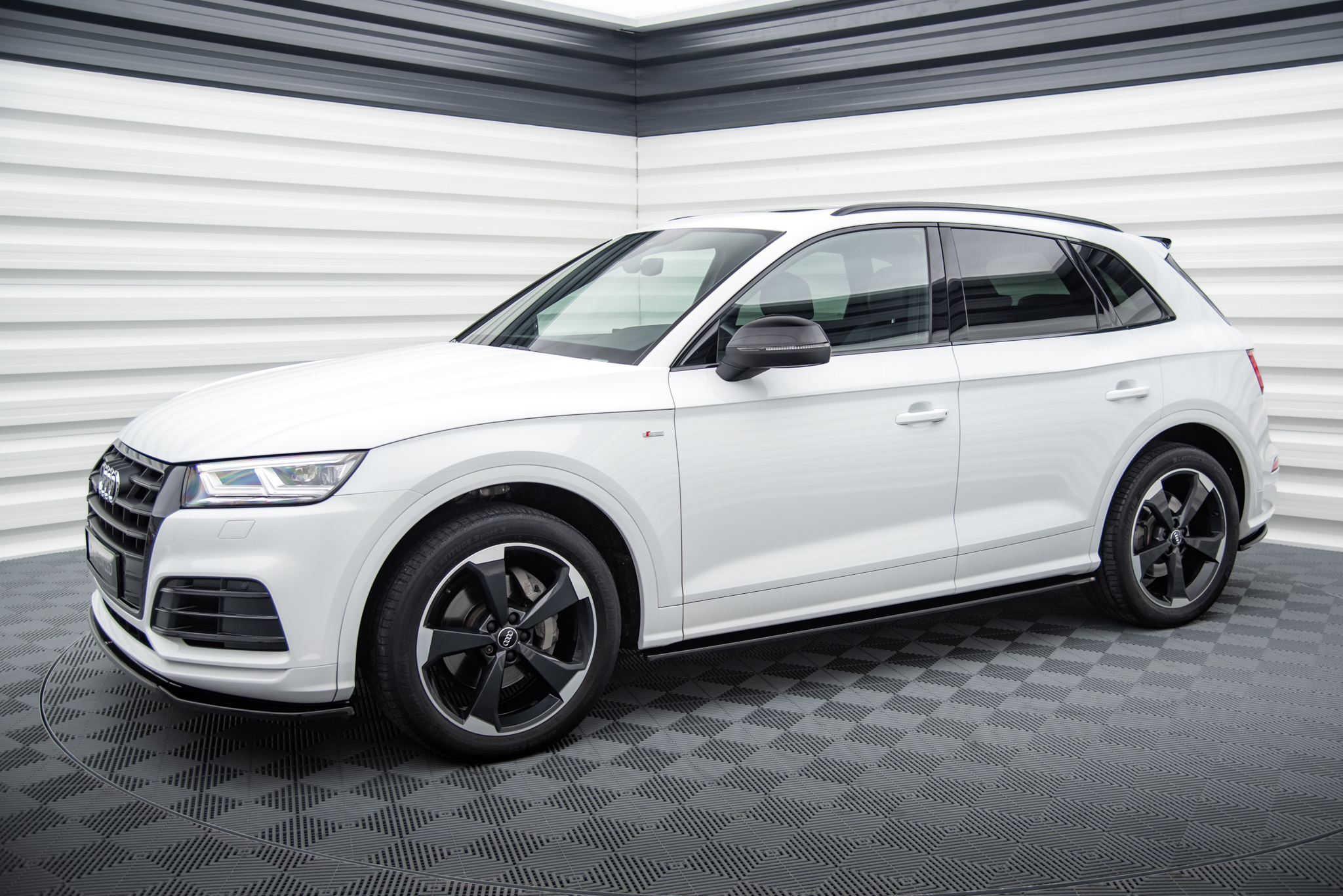 Maxton Design Комплект сплиттеров для Audi SQ5/Q5 S-line Mk2