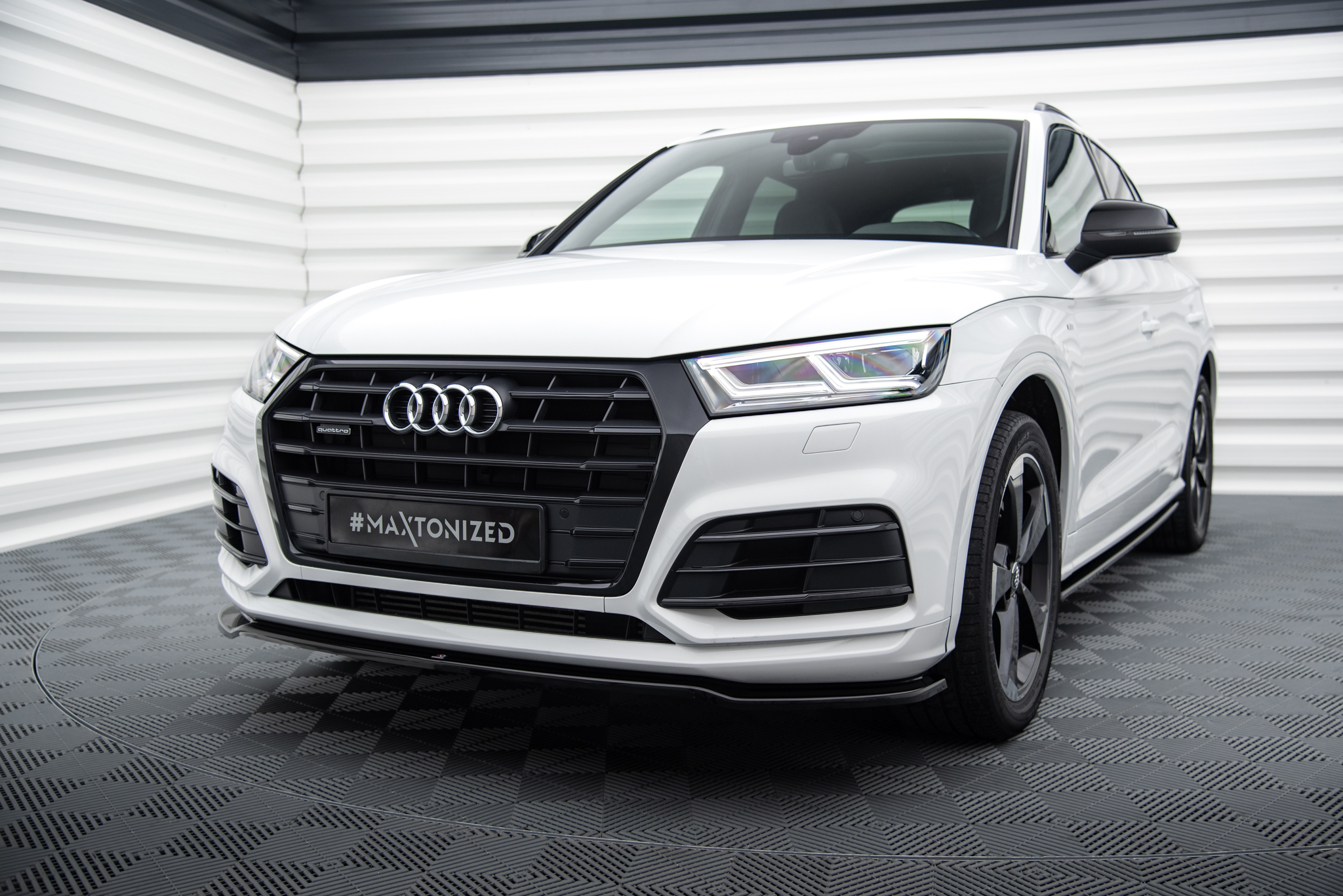 Maxton Design Комплект сплиттеров для Audi SQ5/Q5 S-line Mk2 — изображение 3