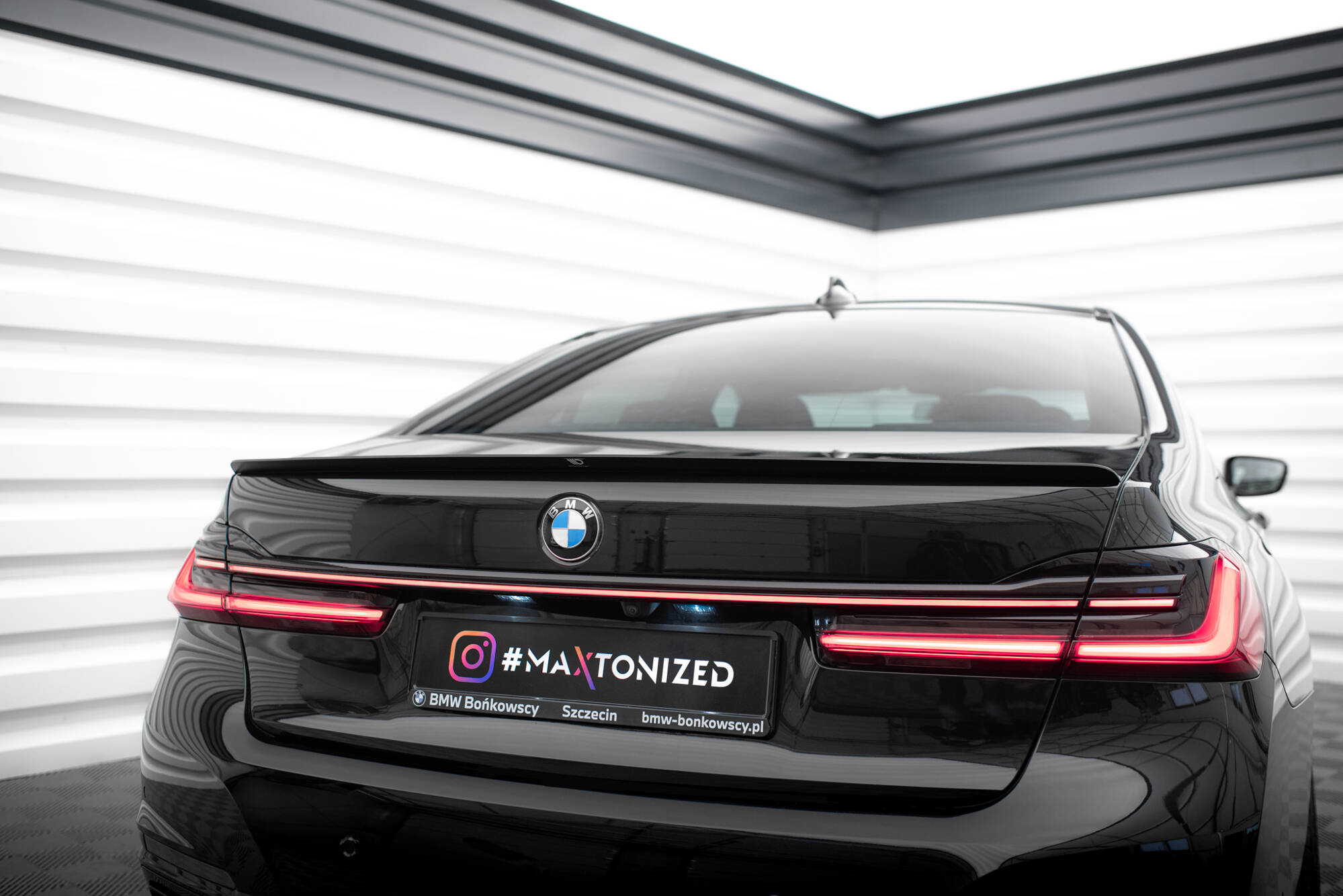 Maxton Design Комплект сплиттеров для BMW 7 G11 рестайлинг — изображение 10