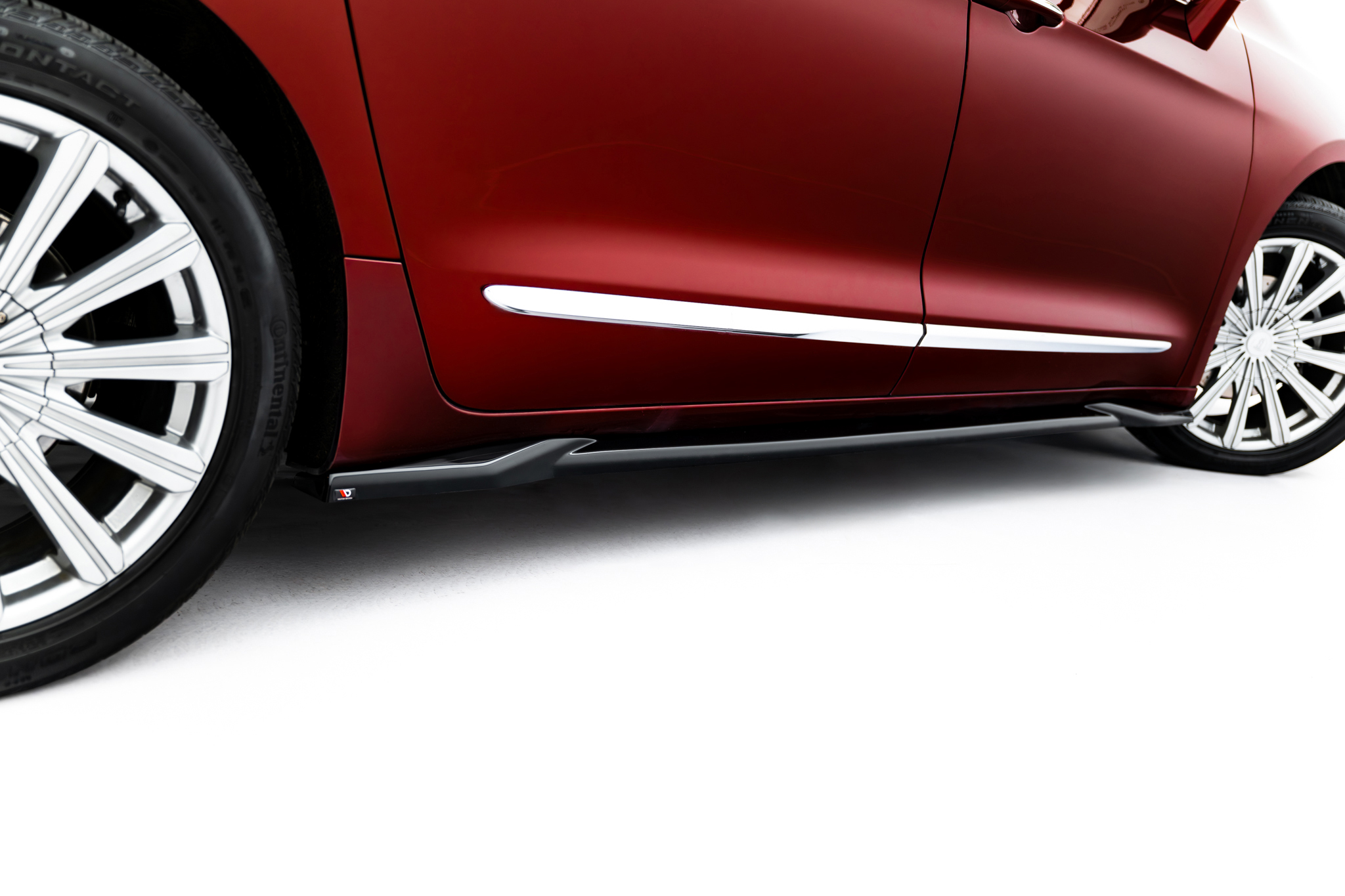 Maxton Design Комплект сплиттеров для Chrysler Pacifica Mk2 — изображение 8