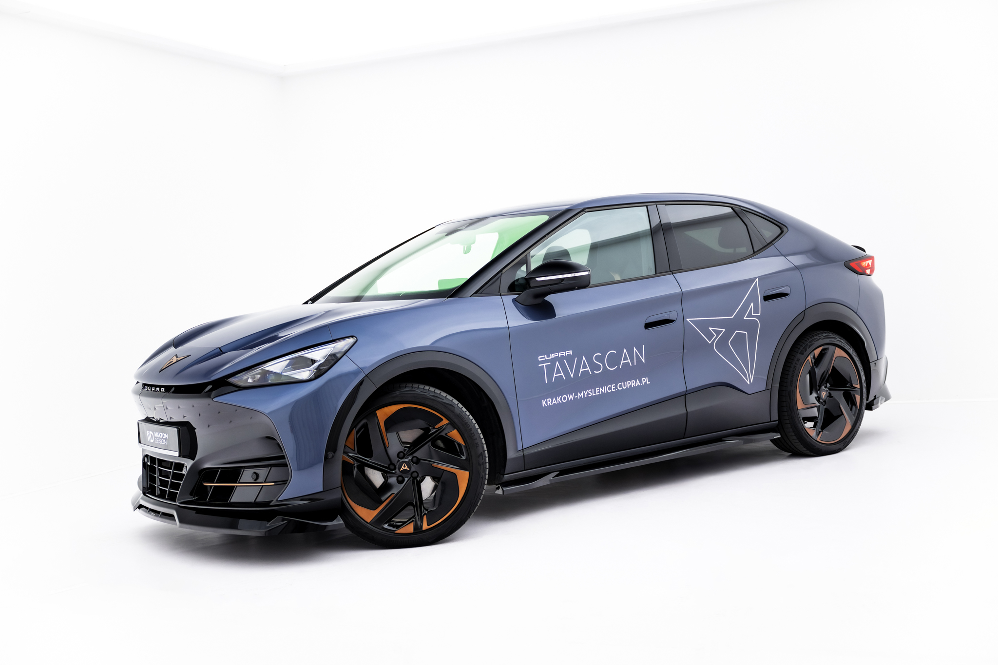 Maxton Design Комплект разветвителей Cupra Tavascan Mk1