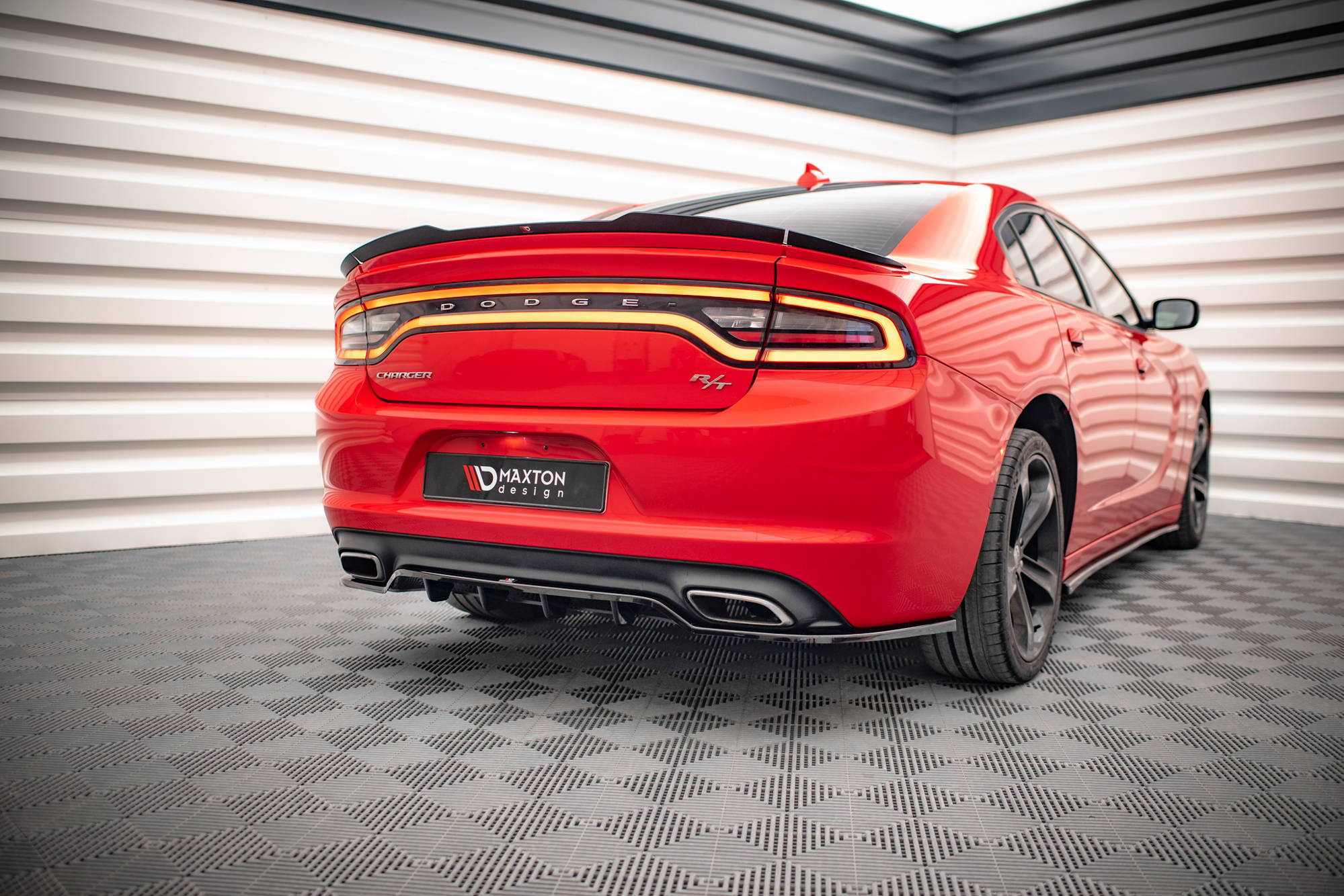 Maxton Design Комплект сплиттеров для Dodge Charger RT Mk7 Facelift — изображение 9
