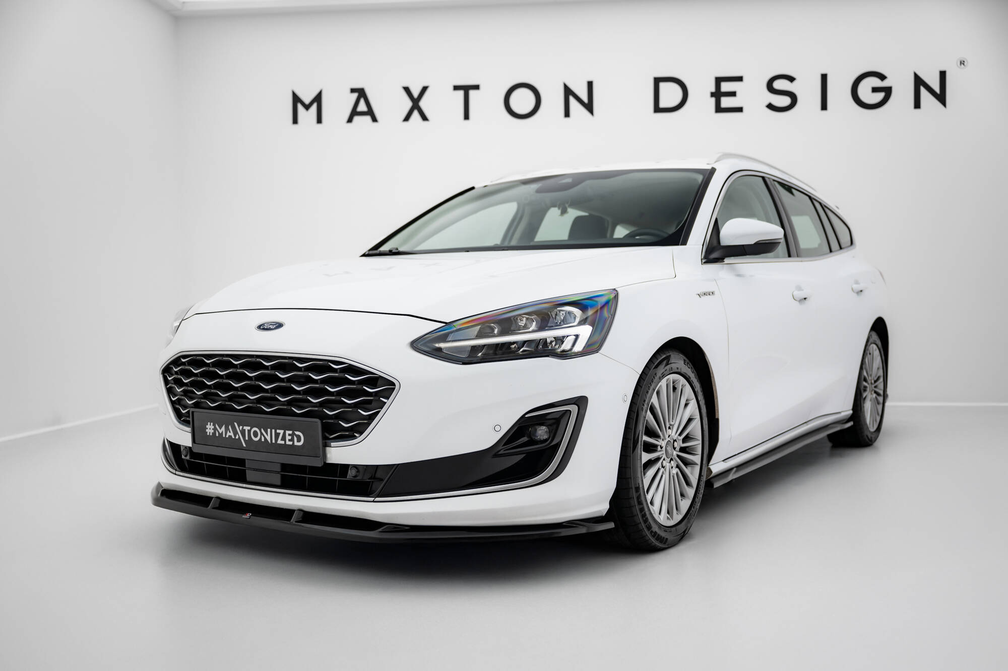 Maxton Design Комплект сплиттеров для Ford Focus Vignale Estate Mk4 — изображение 3