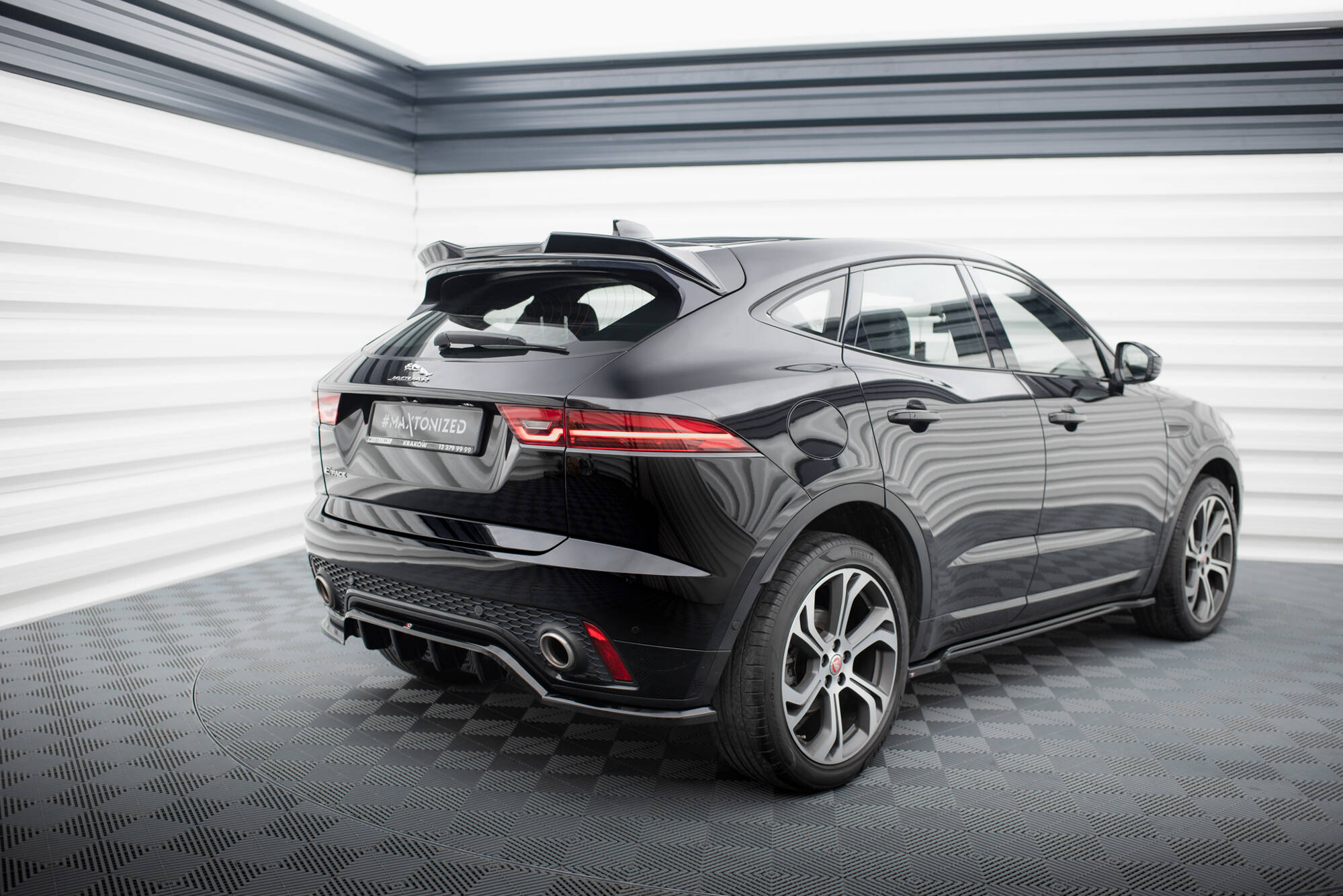 Maxton Design Комплект разветвителей для Jaguar E-Pace R-Dynamic X540 — изображение 13