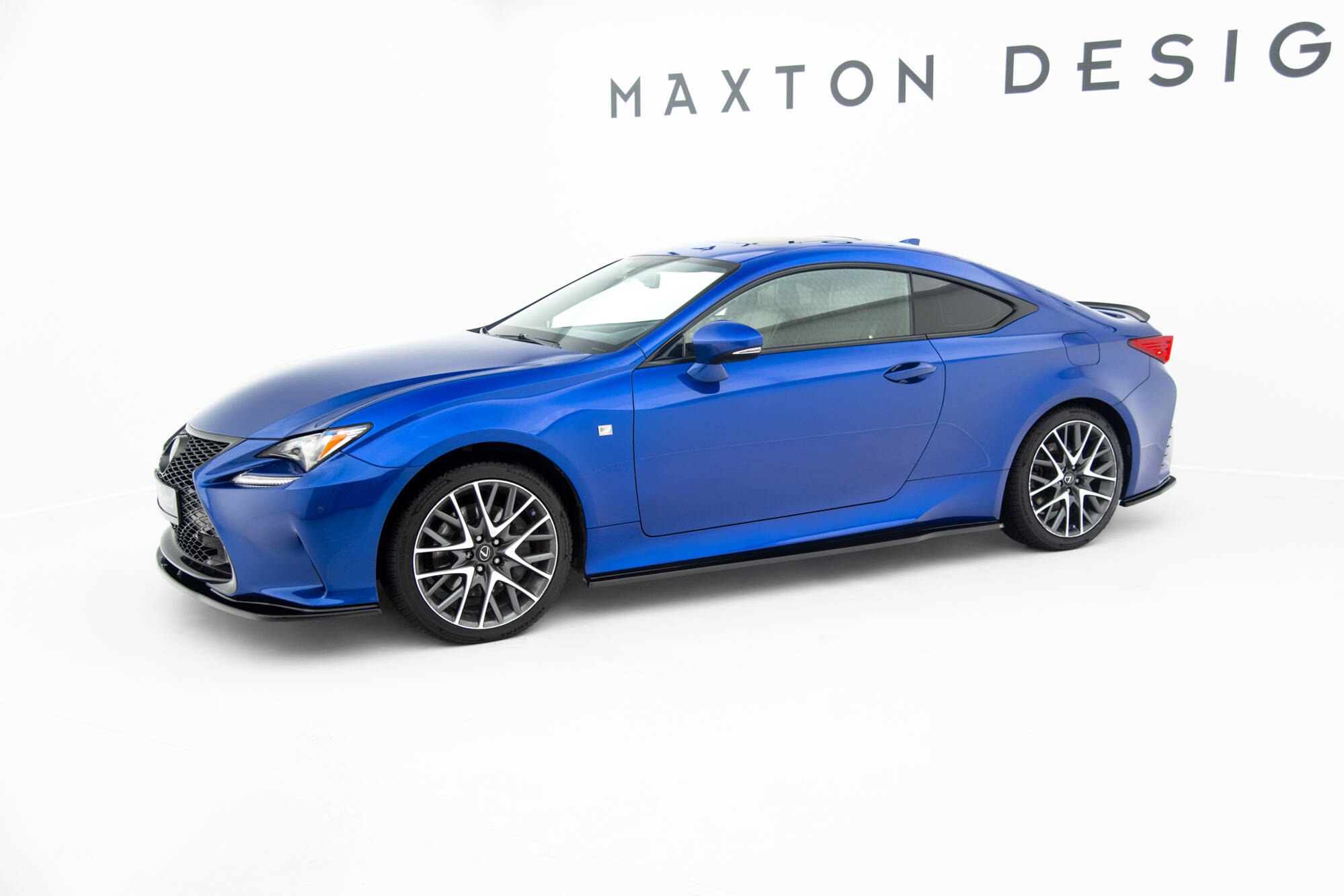Maxton Design Комплект разветвителей для Lexus RC Mk1