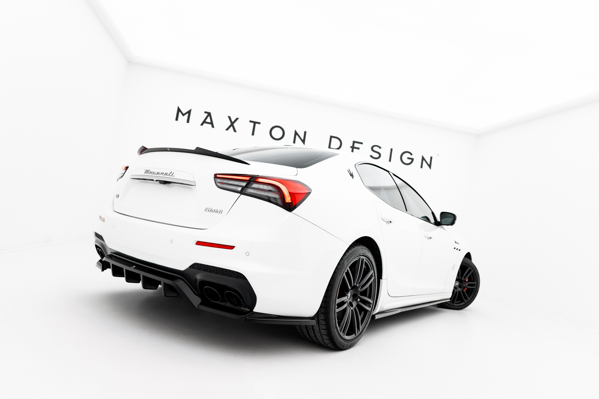 Maxton Design Комплект сплиттеров для Maserati Ghibli Modena Mk3 Facelift — изображение 9
