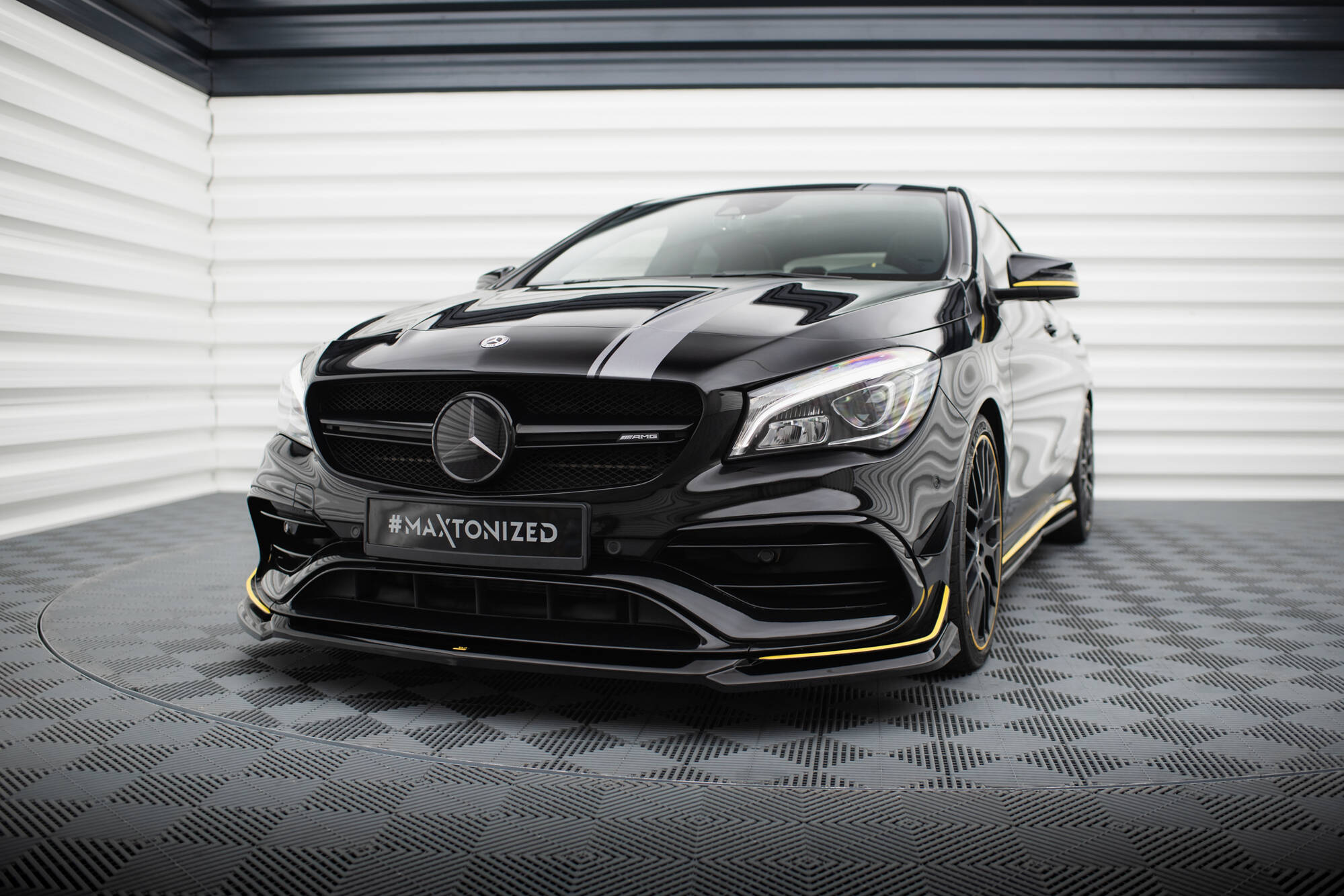 Maxton Design Комплект сплиттеров для Mercedes-AMG CLA 45 Aero C117 Facelift — изображение 4