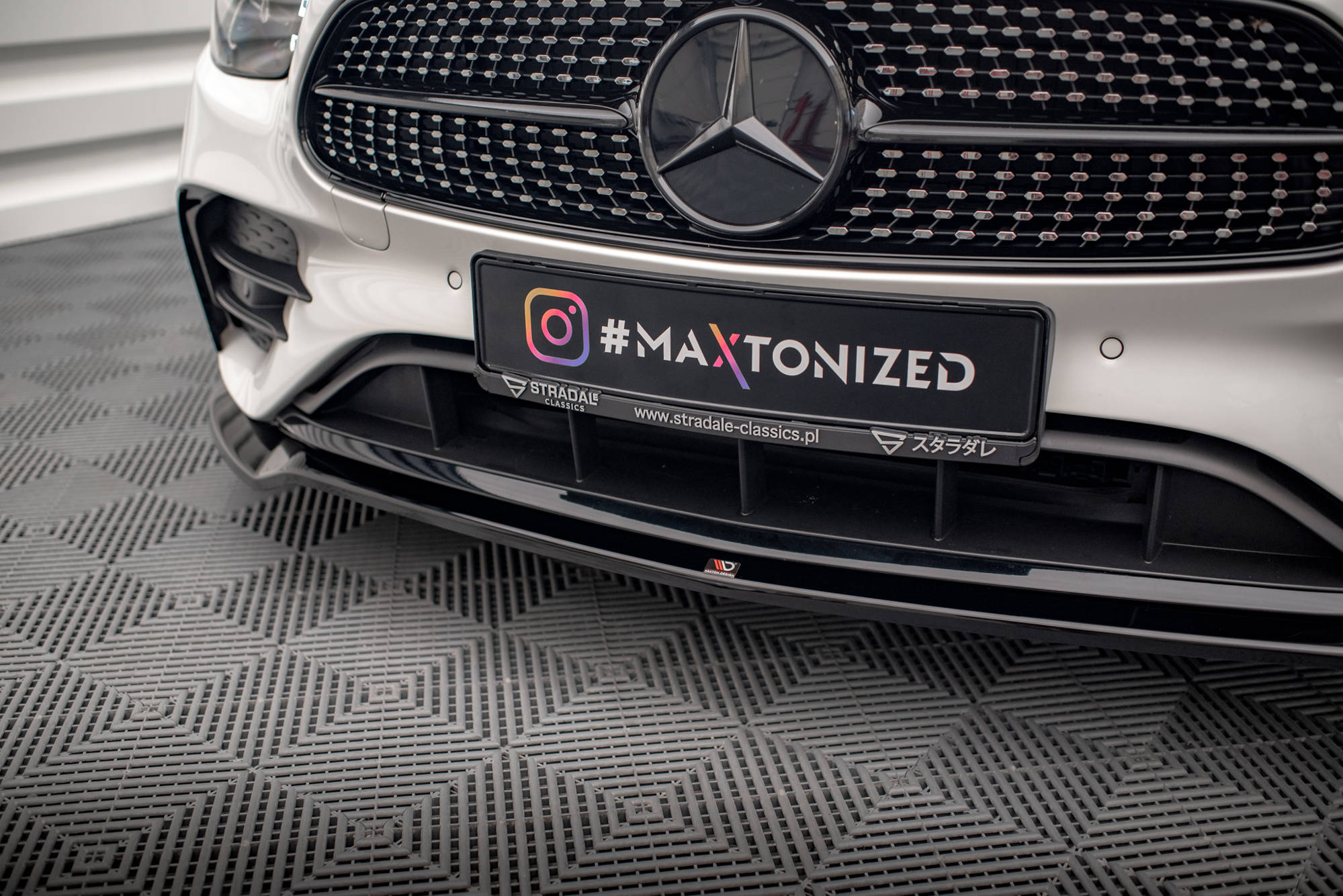 Maxton Design Комплект сплиттеров для седана Mercedes-Benz E AMG-Line W213 рестайлинг — изображение 3