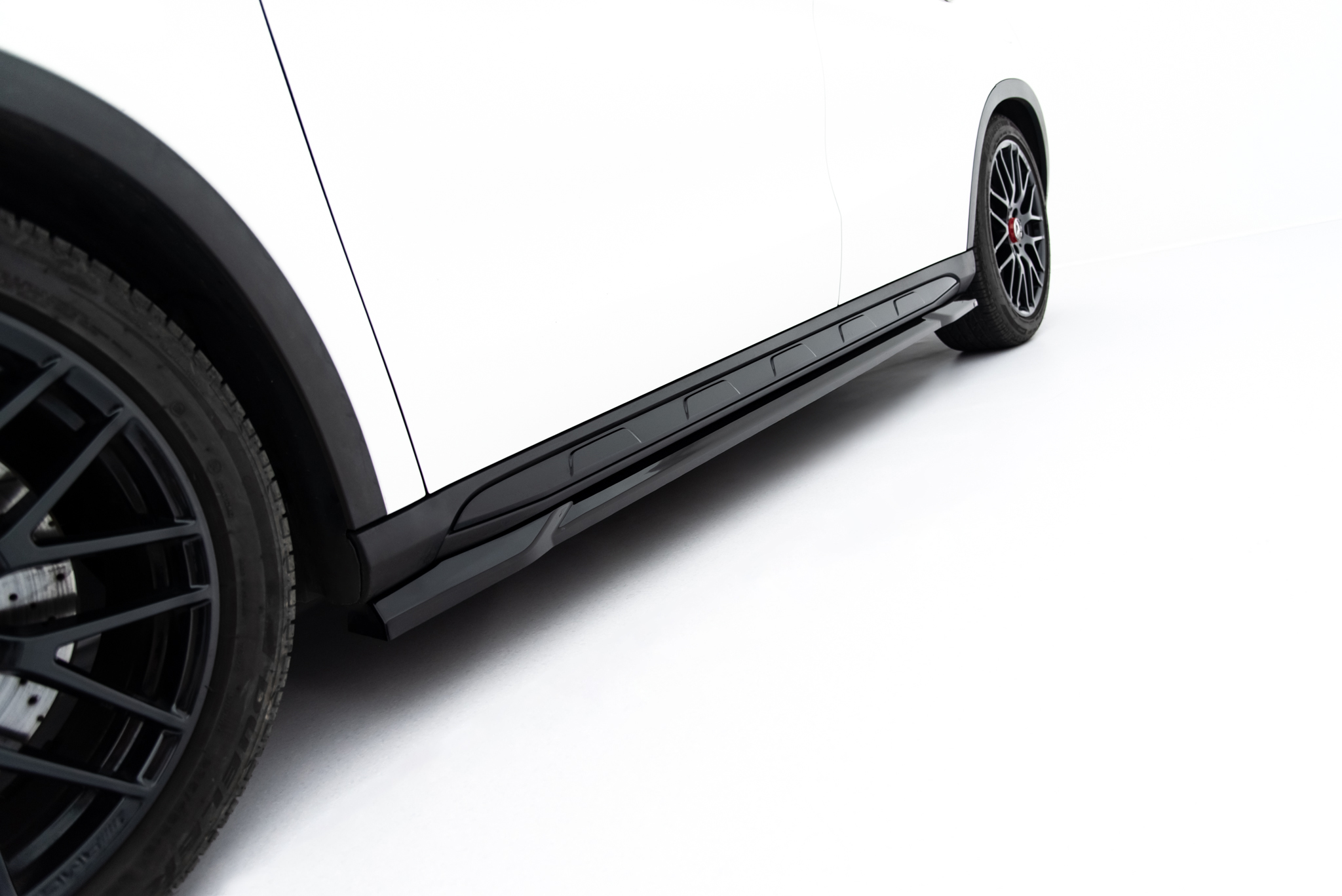 Maxton Design Комплект сплиттеров для Mercedes-Benz GLA 45 AMG X156 Facelift — изображение 7