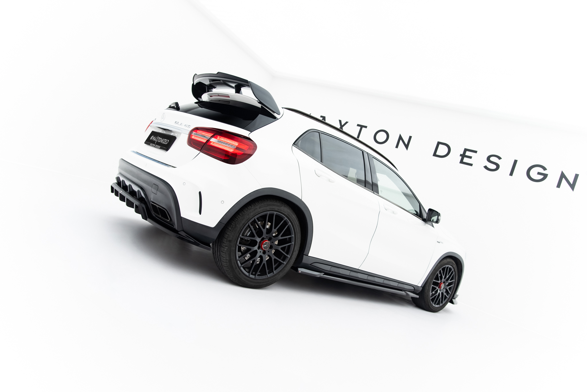 Maxton Design Комплект сплиттеров для Mercedes-Benz GLA 45 AMG X156 Facelift — изображение 8